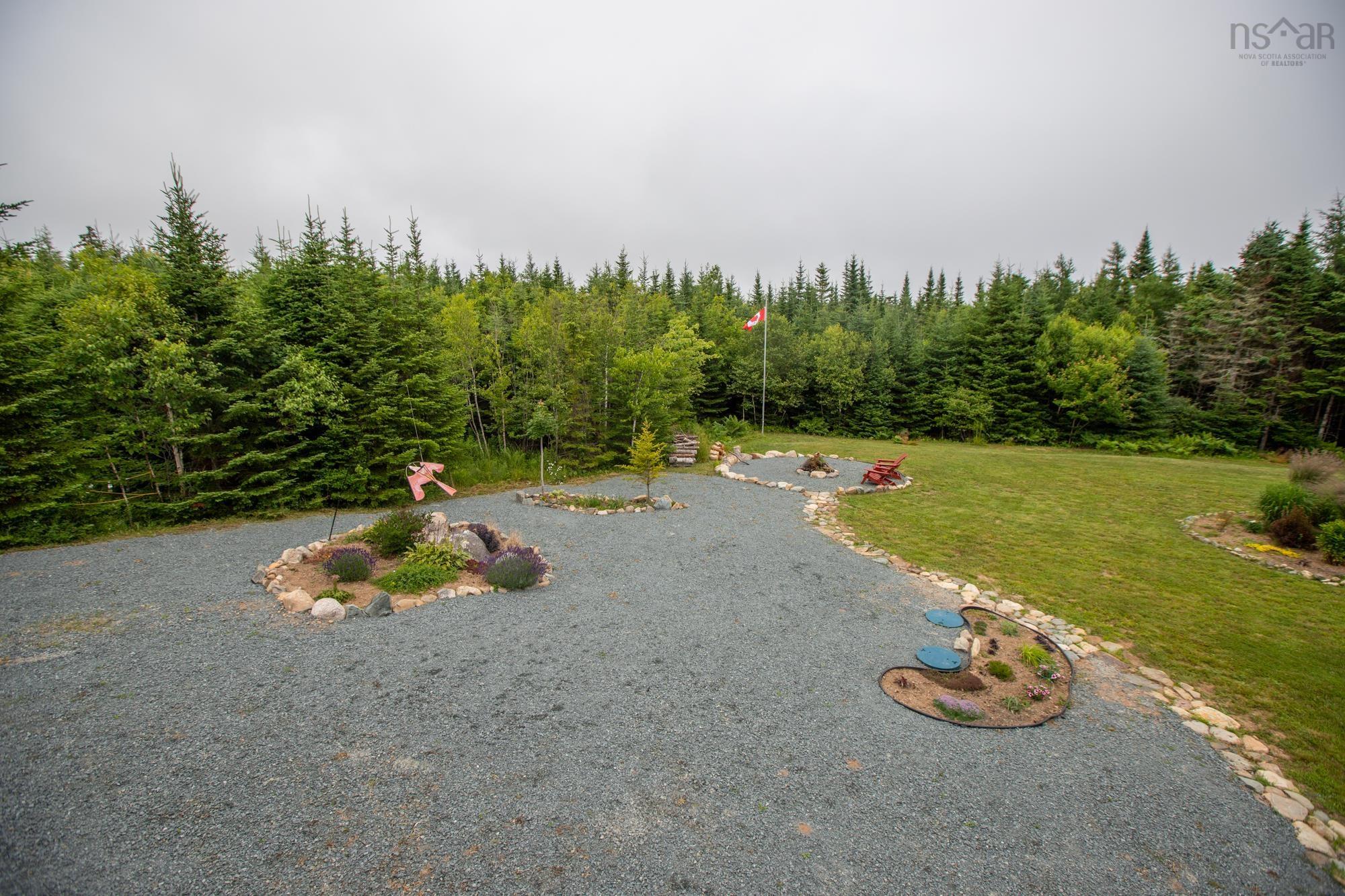 $609,900.00: 3 Evergreen Crescent, West Porters Lake