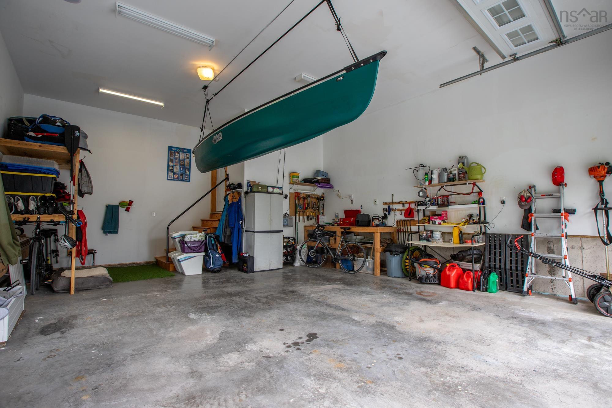 $609,900.00: 3 Evergreen Crescent, West Porters Lake