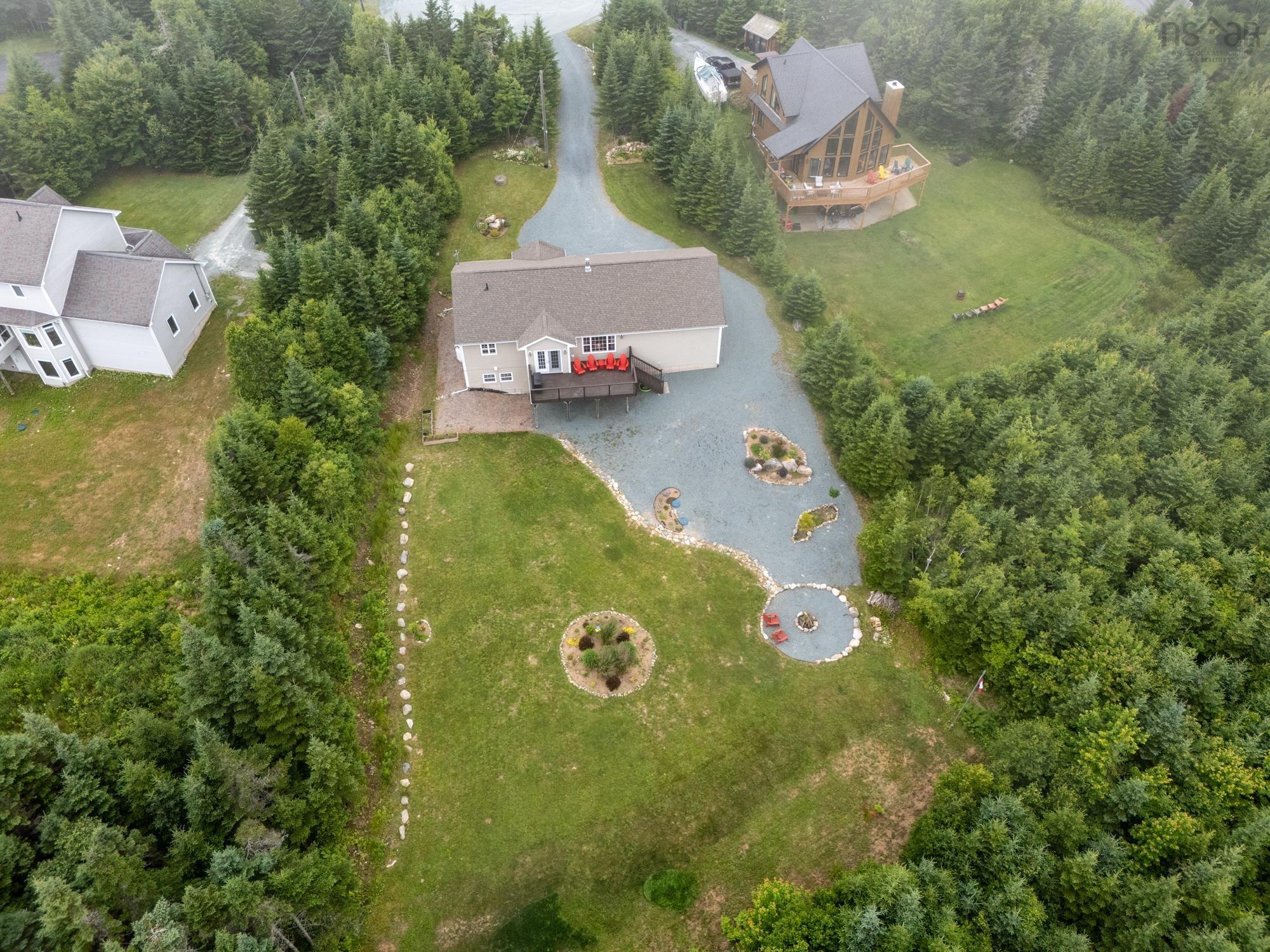 $609,900.00: 3 Evergreen Crescent, West Porters Lake