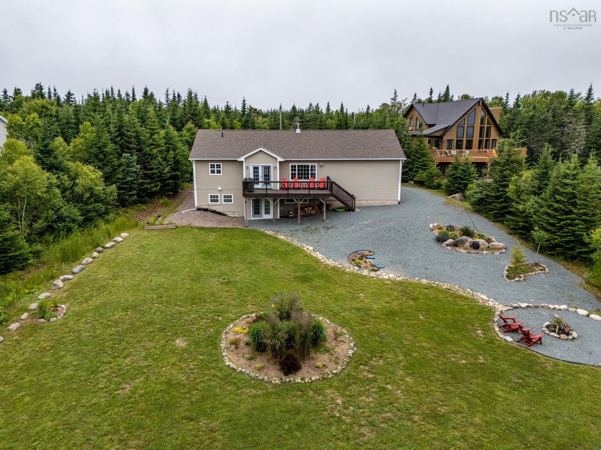 $609,900.00: 3 Evergreen Crescent, West Porters Lake