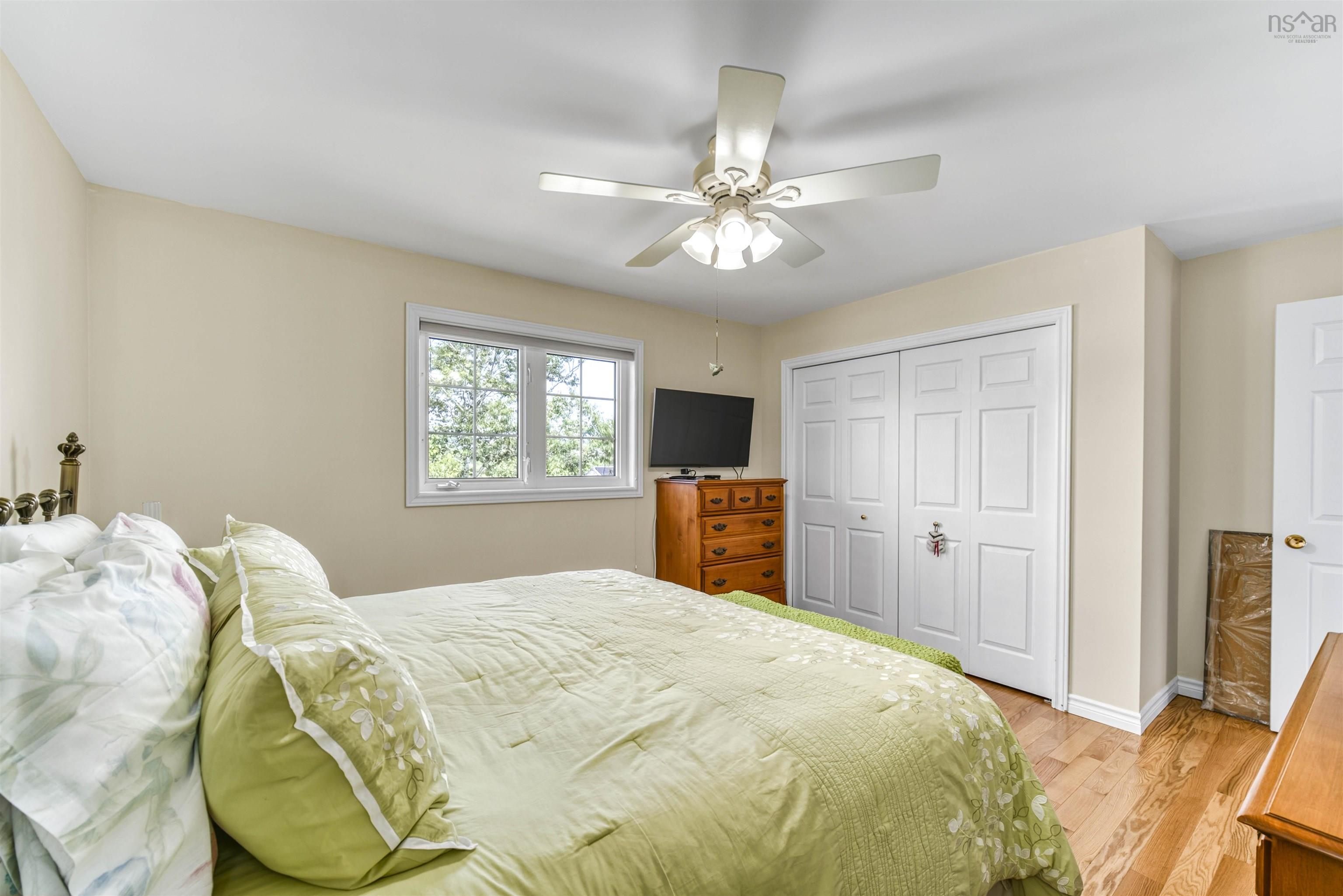 $589,900.00: 8 Old Birch Road, Dartmouth