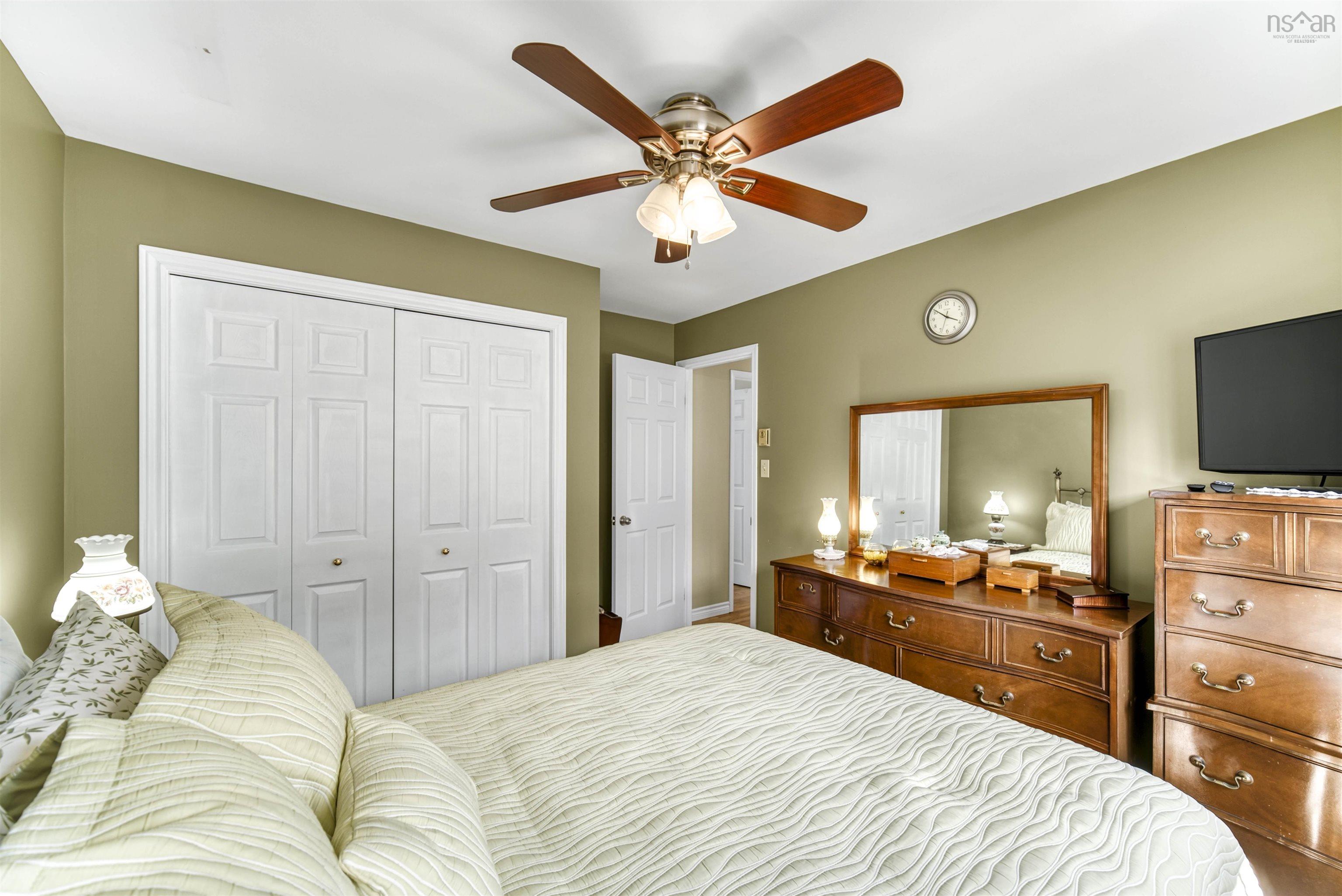 $589,900.00: 8 Old Birch Road, Dartmouth