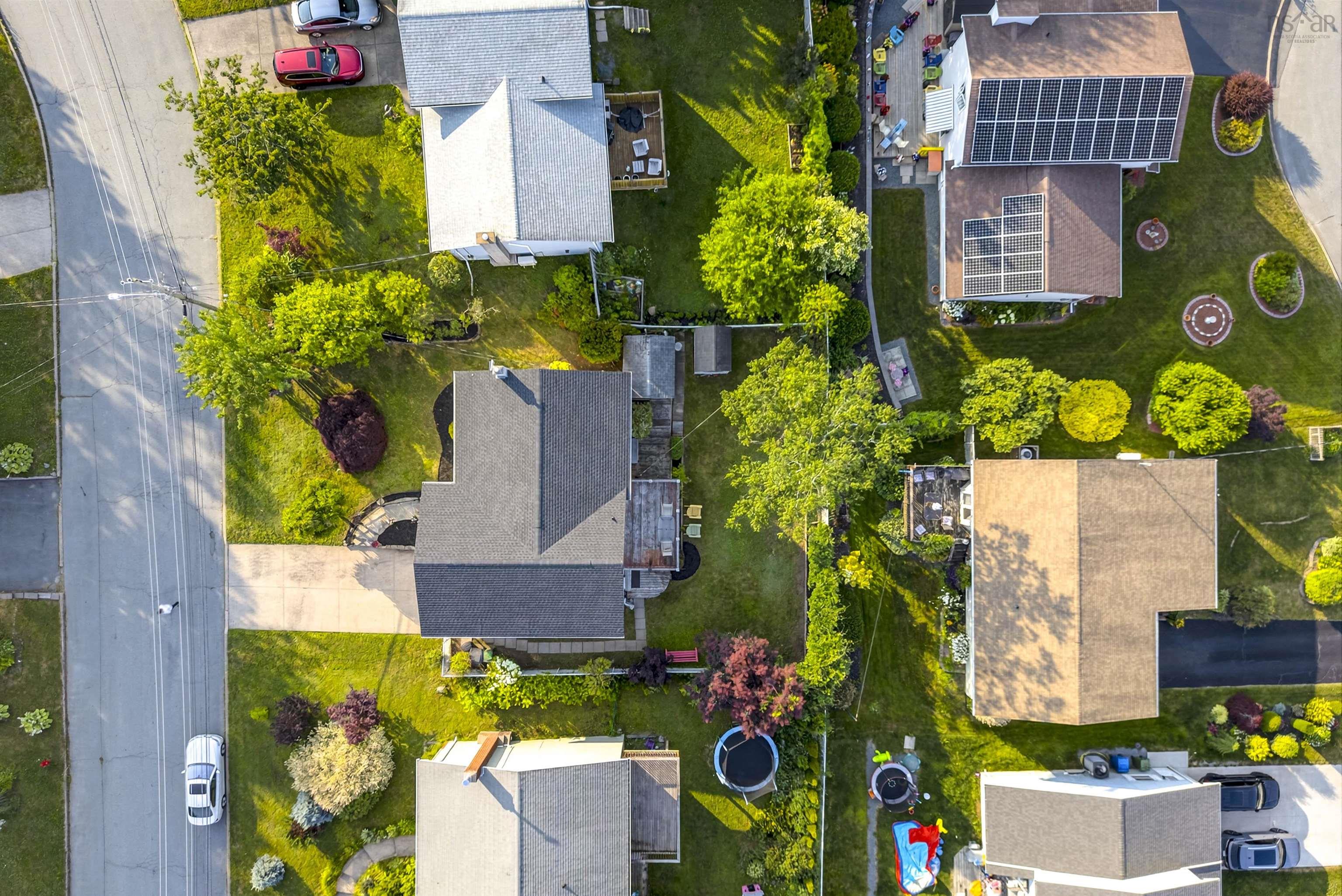 $589,900.00: 8 Old Birch Road, Dartmouth