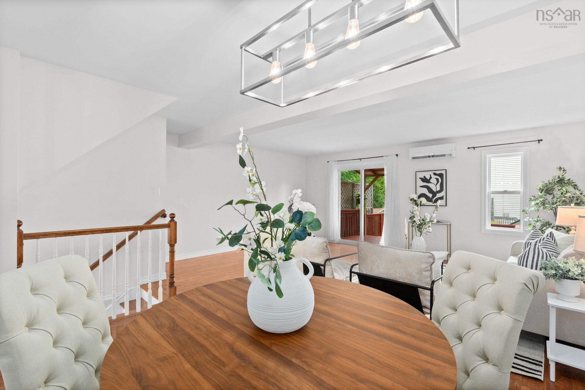 $448,800.00: 7 Baron Court, Cole Harbour