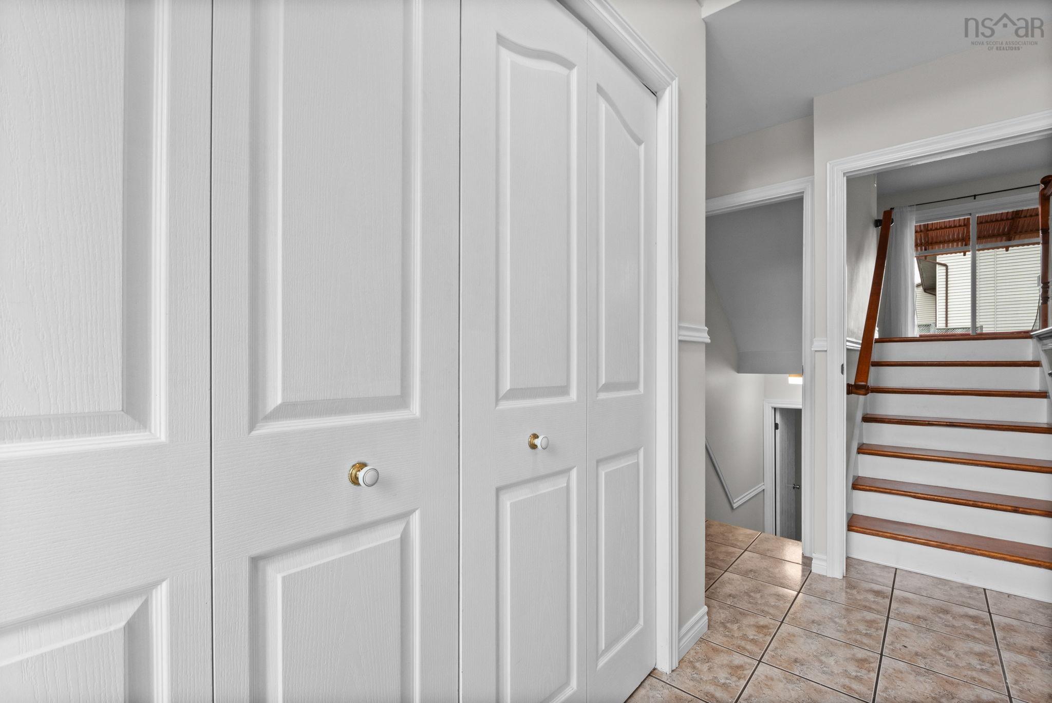 $448,800.00: 7 Baron Court, Cole Harbour