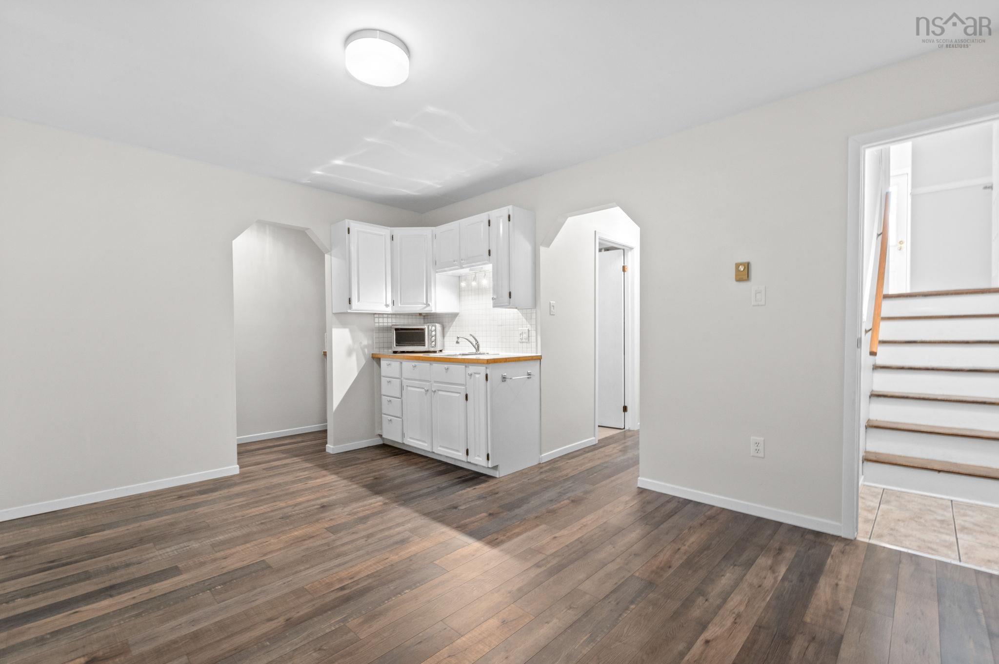 $448,800.00: 7 Baron Court, Cole Harbour