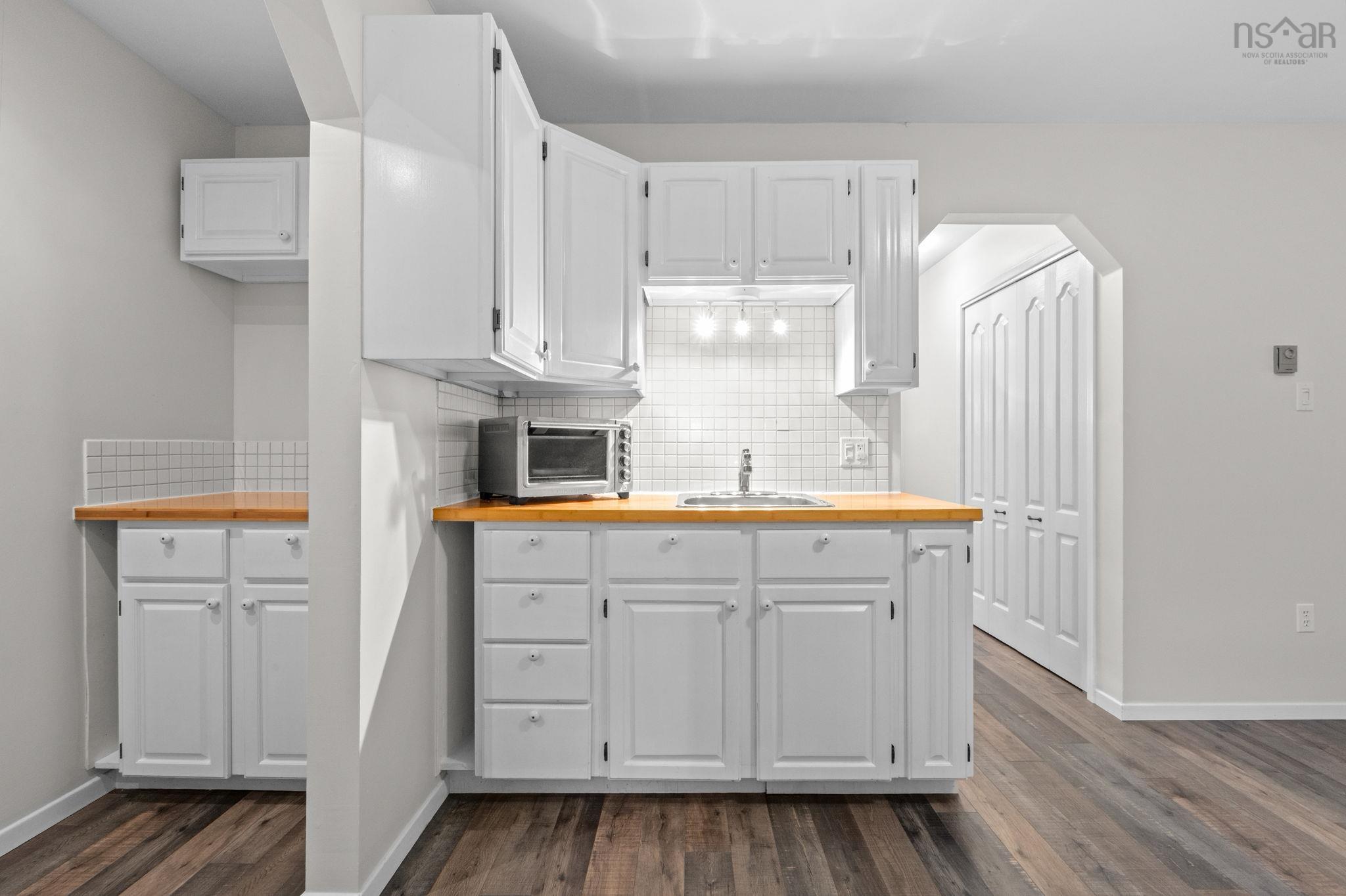 $448,800.00: 7 Baron Court, Cole Harbour