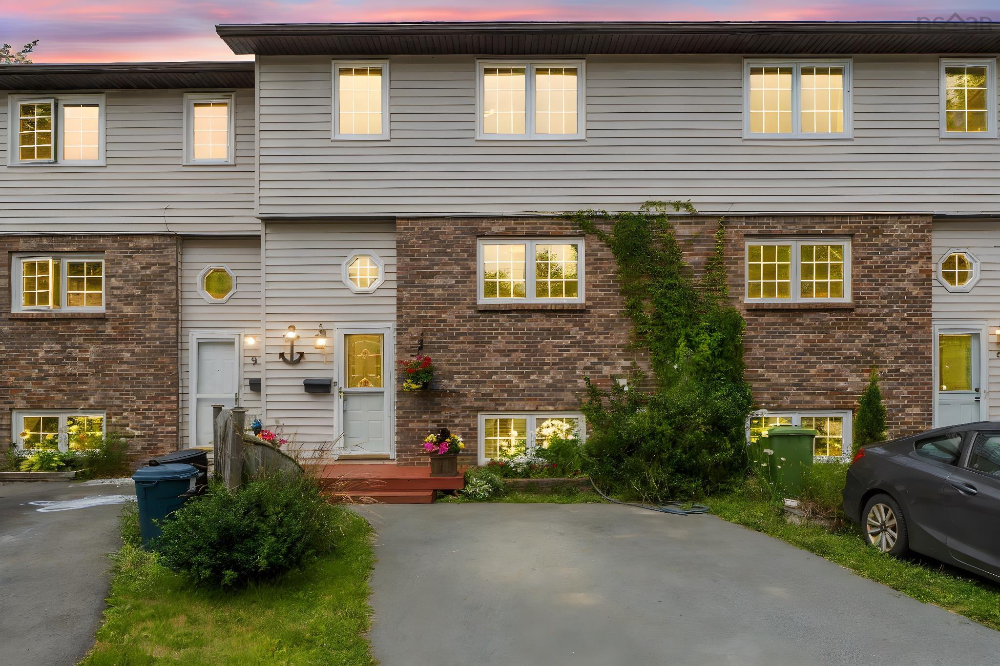 $448,800.00: 7 Baron Court, Cole Harbour