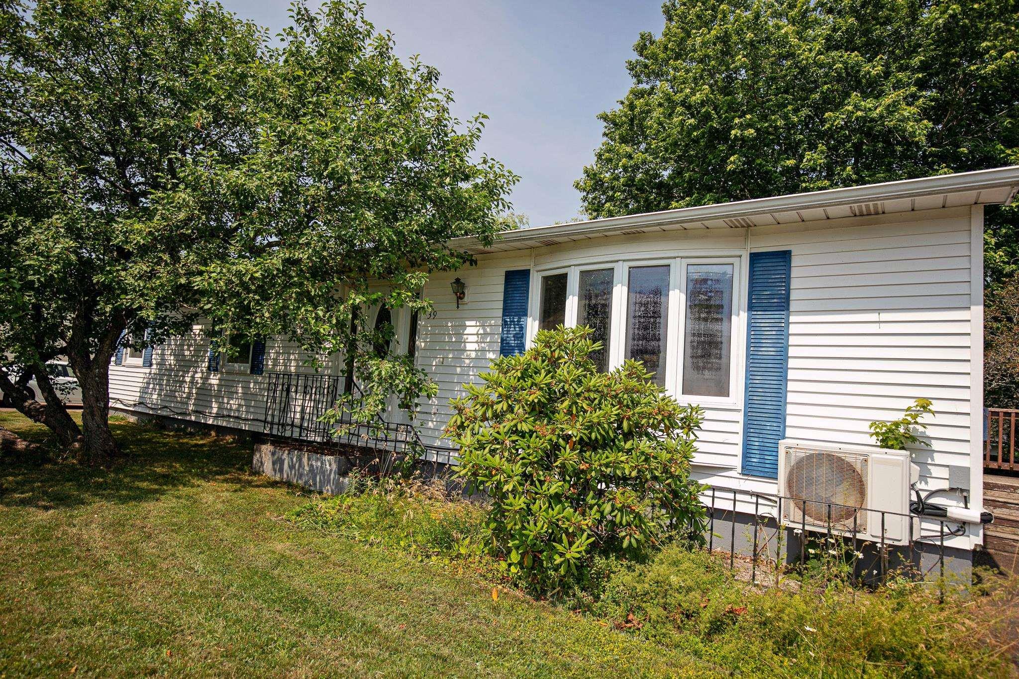 $184,900.00: 39 Rogers Avenue, Amherst