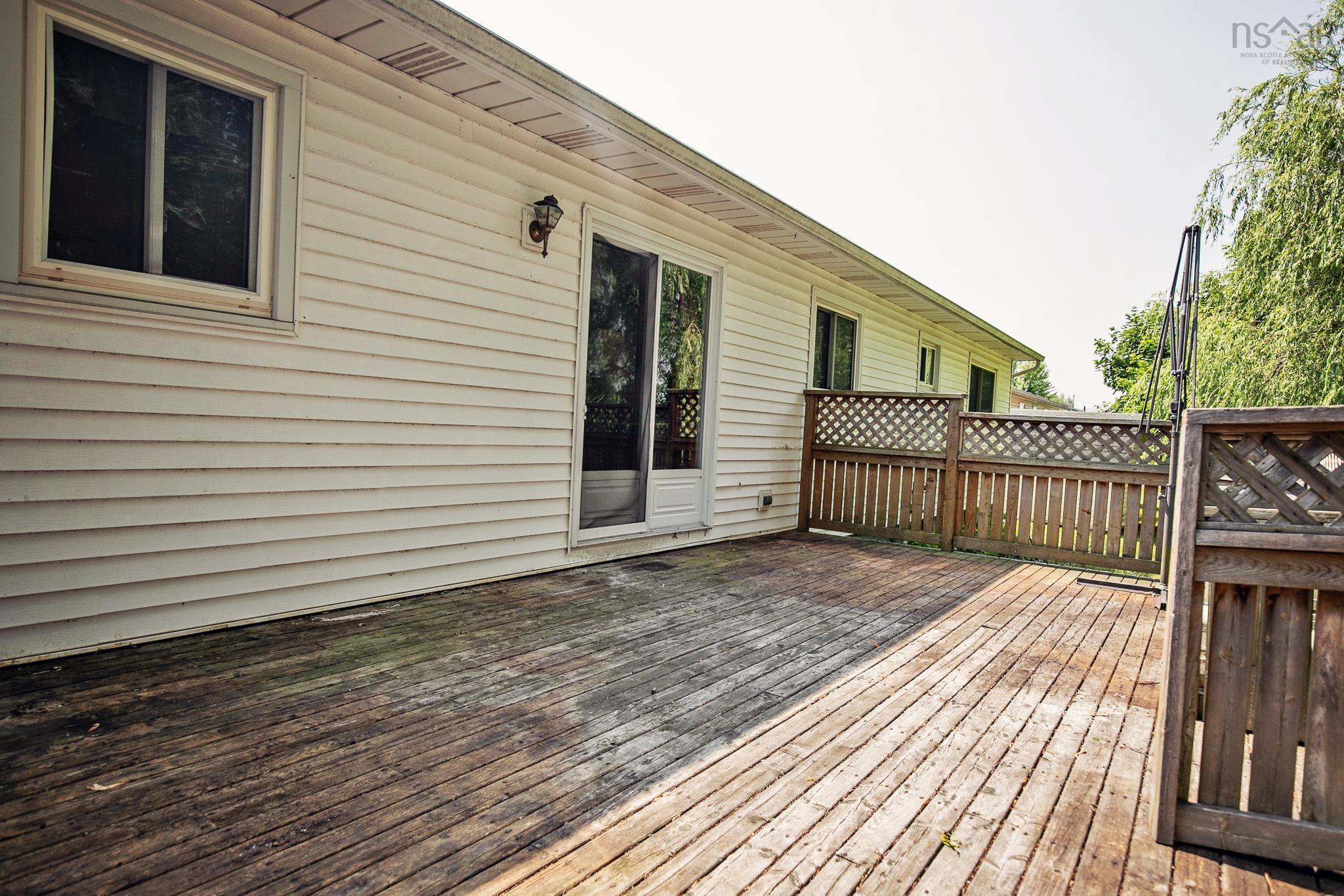 $184,900.00: 39 Rogers Avenue, Amherst