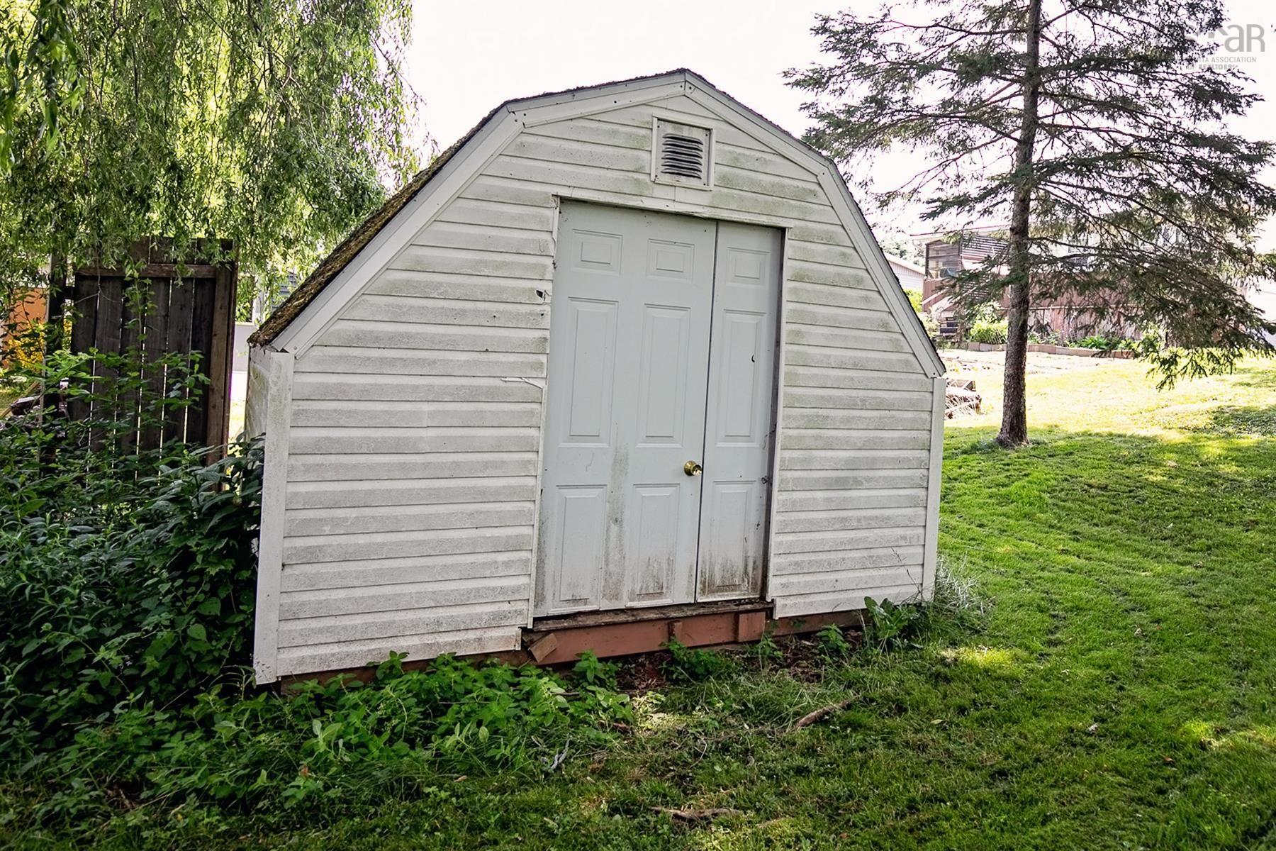 $184,900.00: 39 Rogers Avenue, Amherst