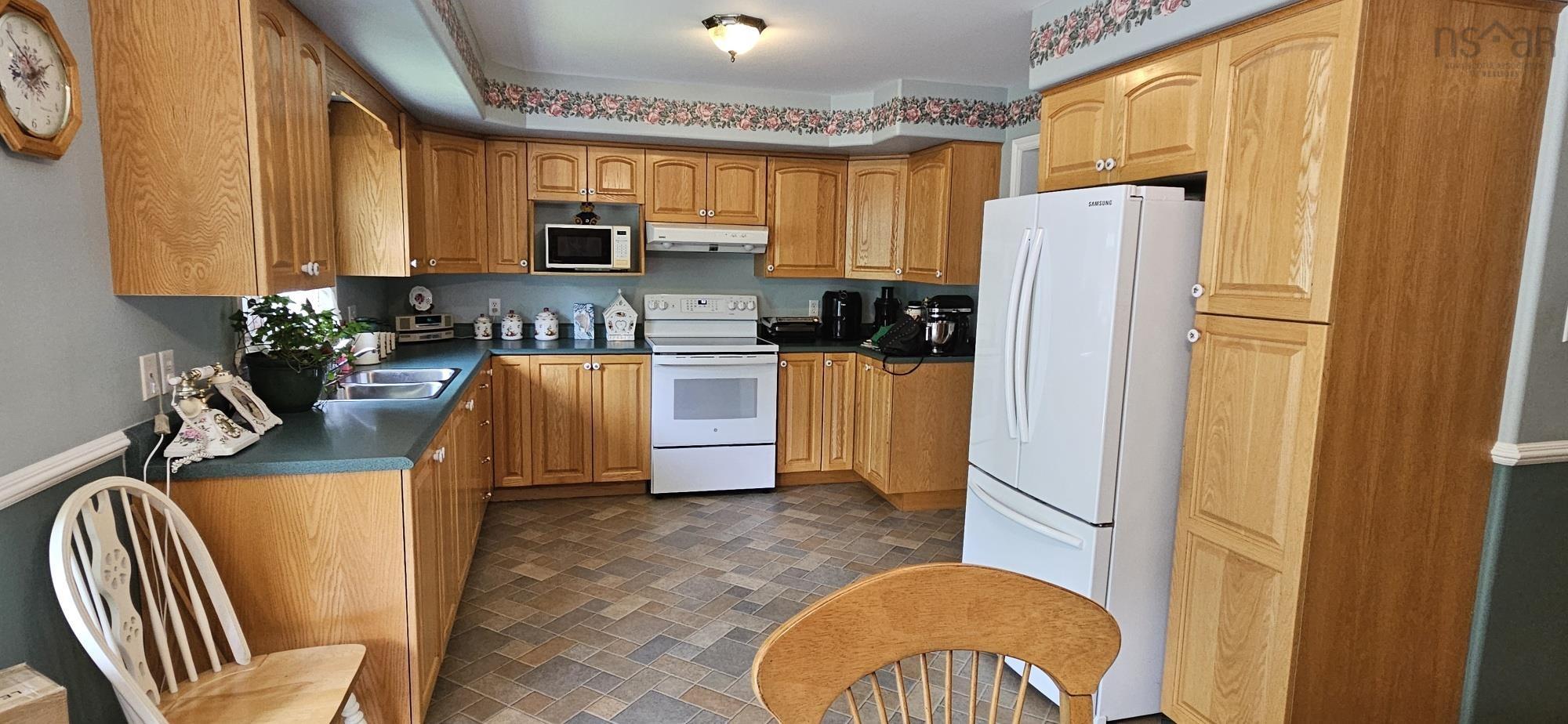 $499,999.00: 78 Meadowsweet Road, Middle Sackville