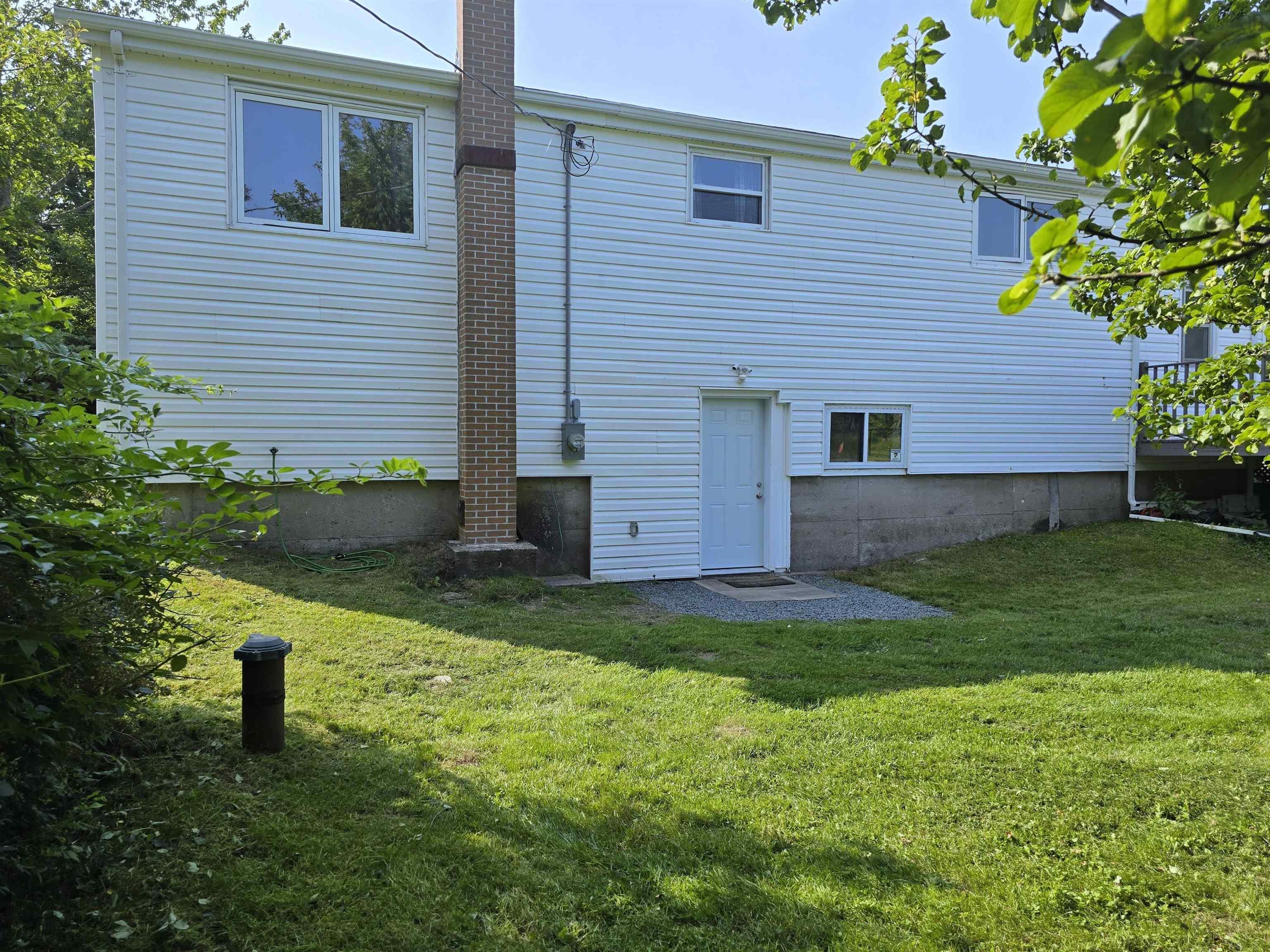 $377,500.00: 44 Bissett Lake Road, Cole Harbour