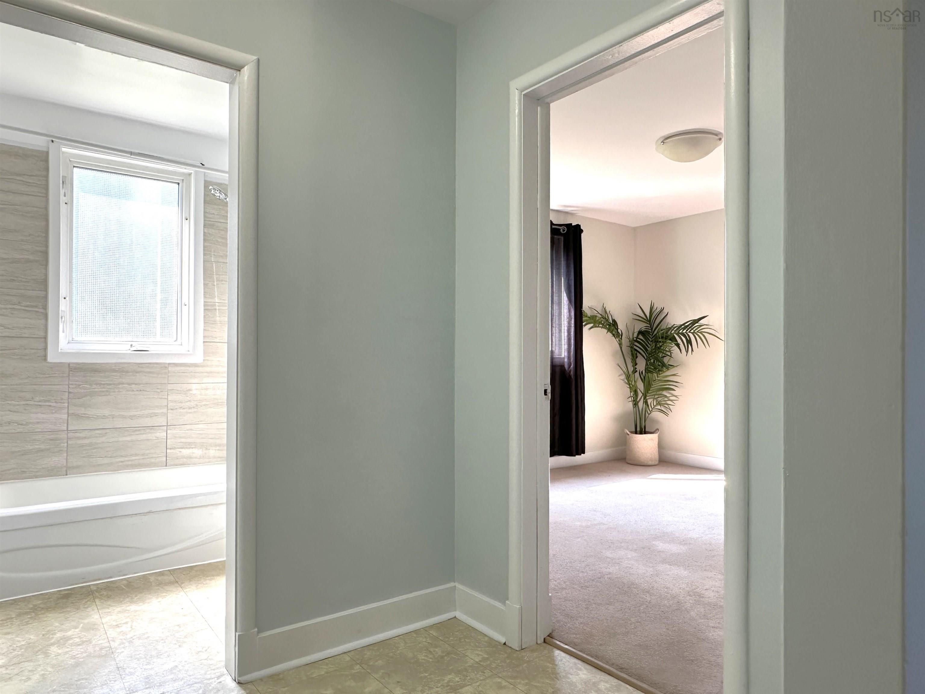 $377,500.00: 44 Bissett Lake Road, Cole Harbour