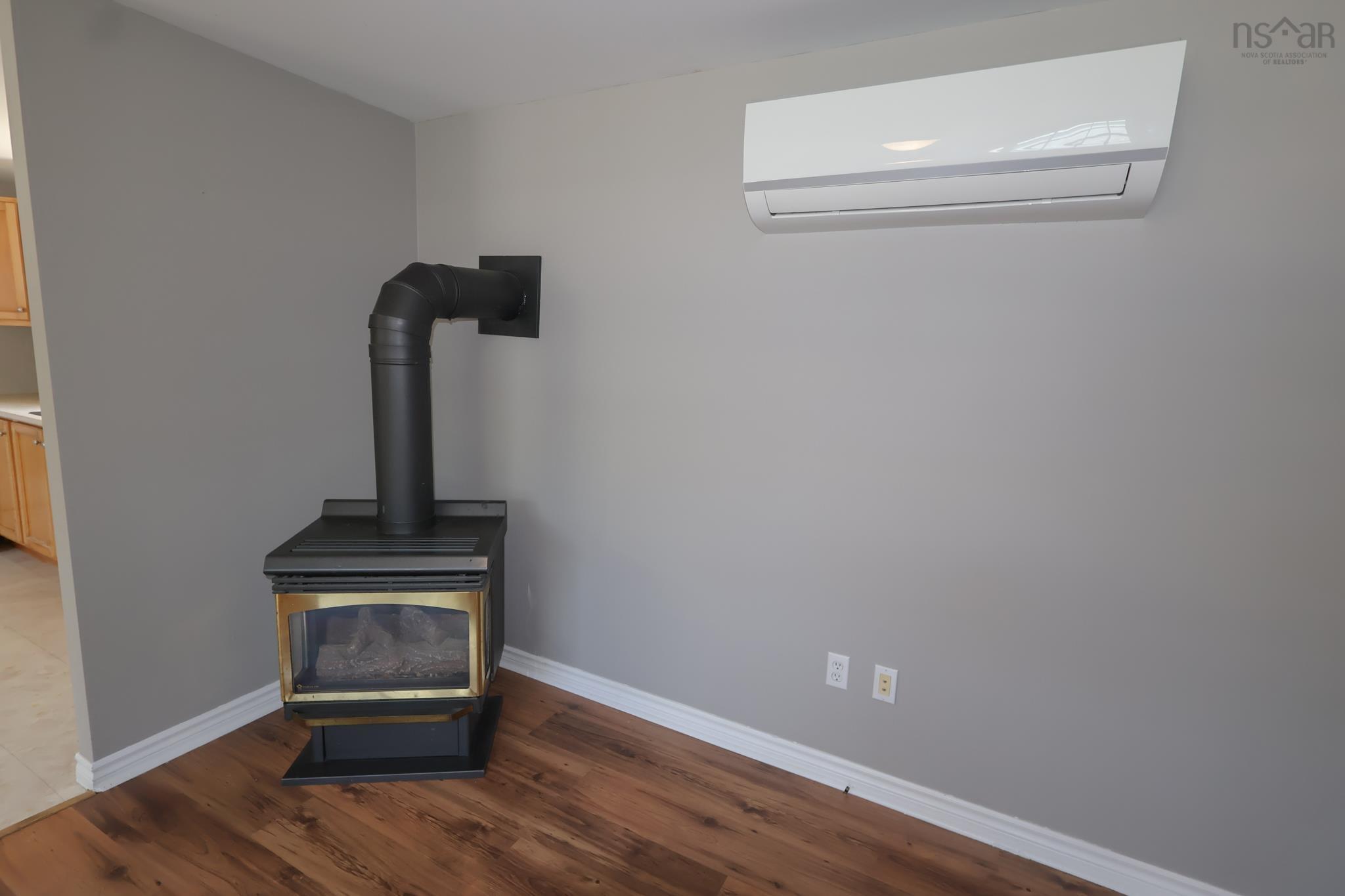 $189,900.00: 6 Mini Park, Wileville