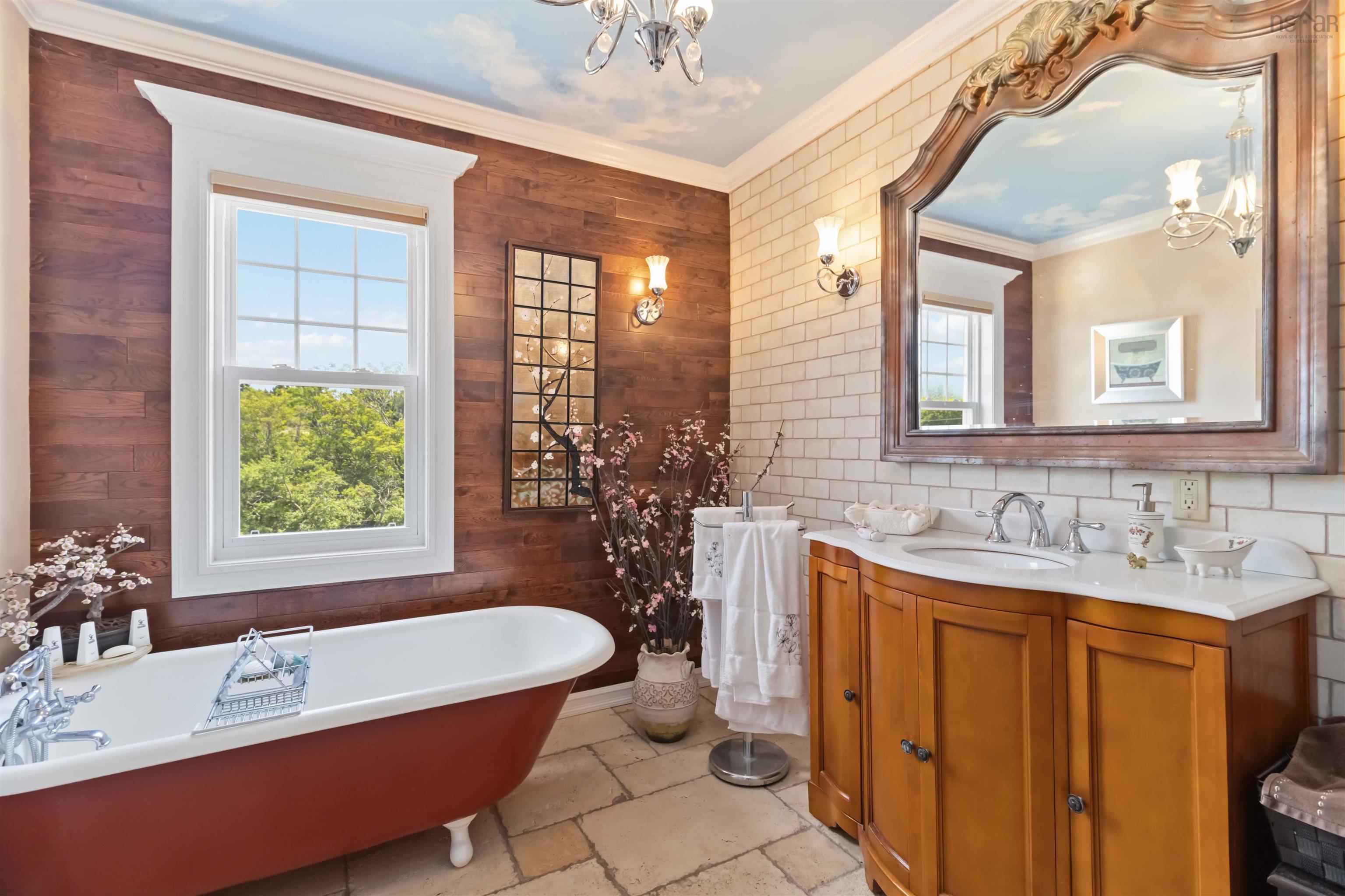 $499,000.00: 285 Lower Lahave Road, Lower LaHave