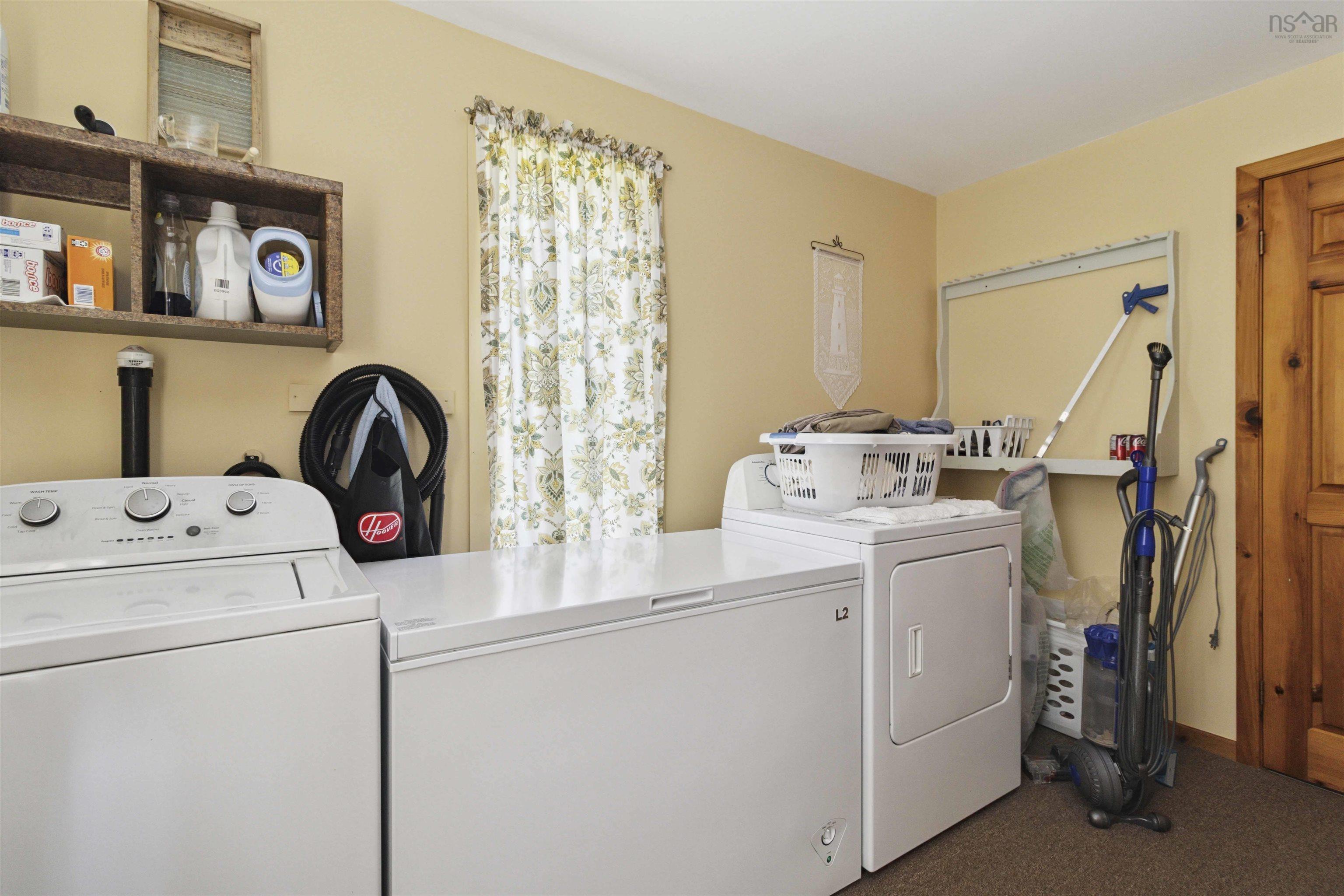 $699,500.00: 55 Whos Hill Road, Lower East Chezzetcook