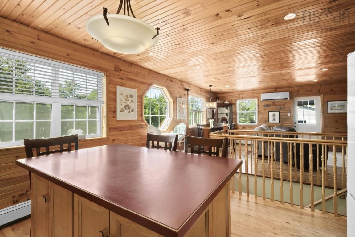 $499,900.00: 115 Springfield Lake Road, Middle Sackville