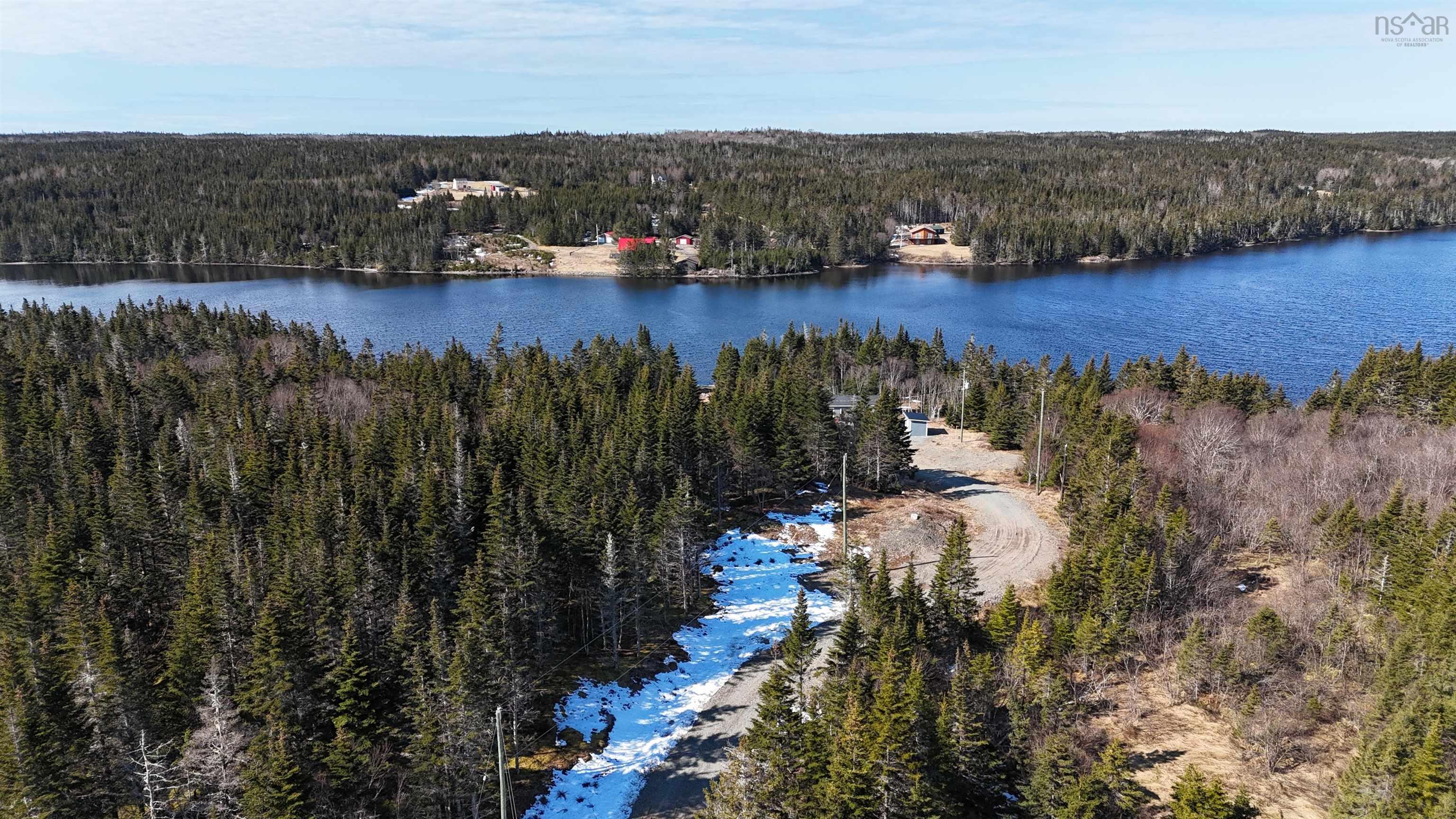 $419,000.00: 290 Eastside Grand River, Grand River