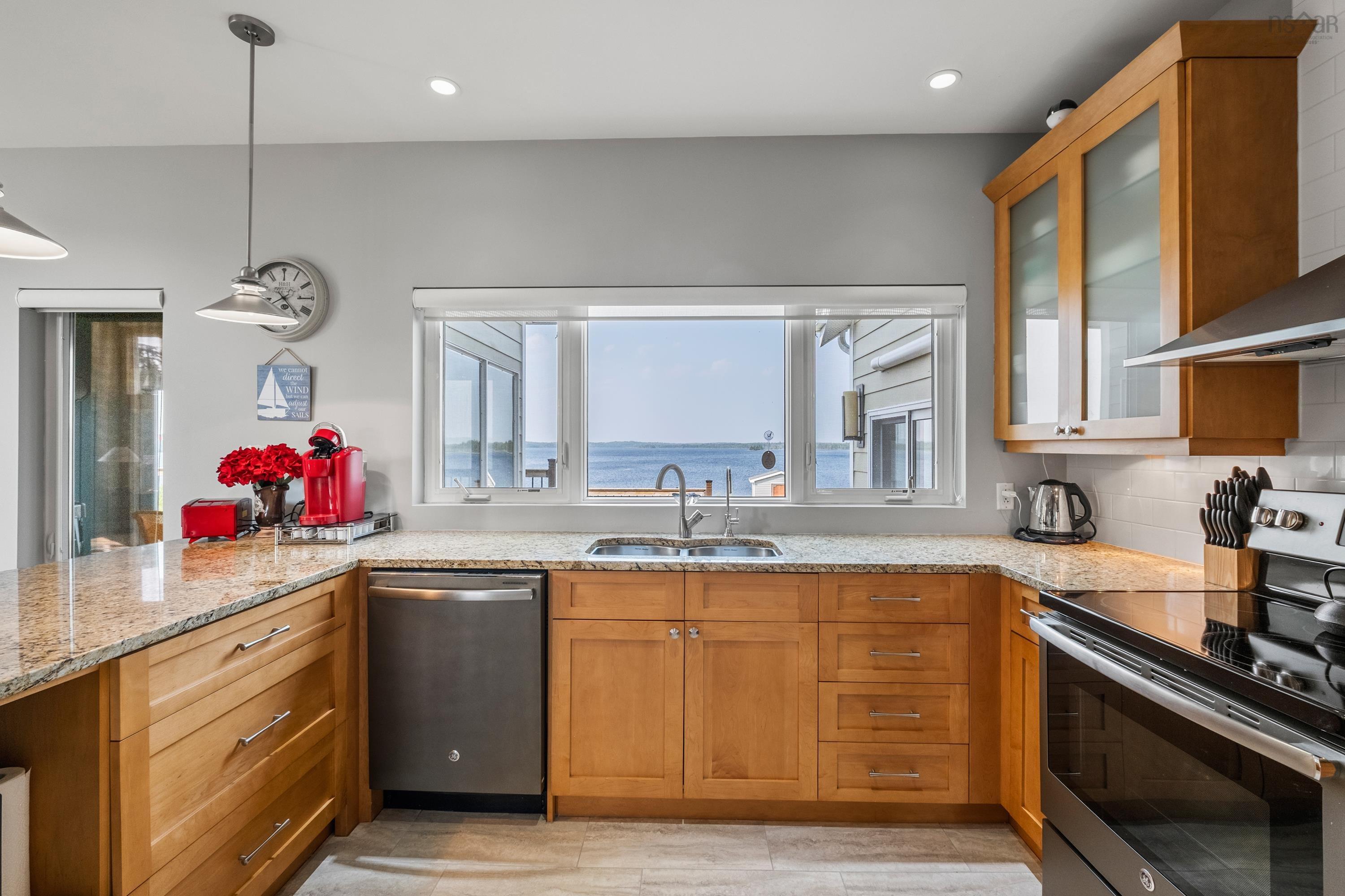 $749,900.00: 89 Bastion Avenue, Louisbourg