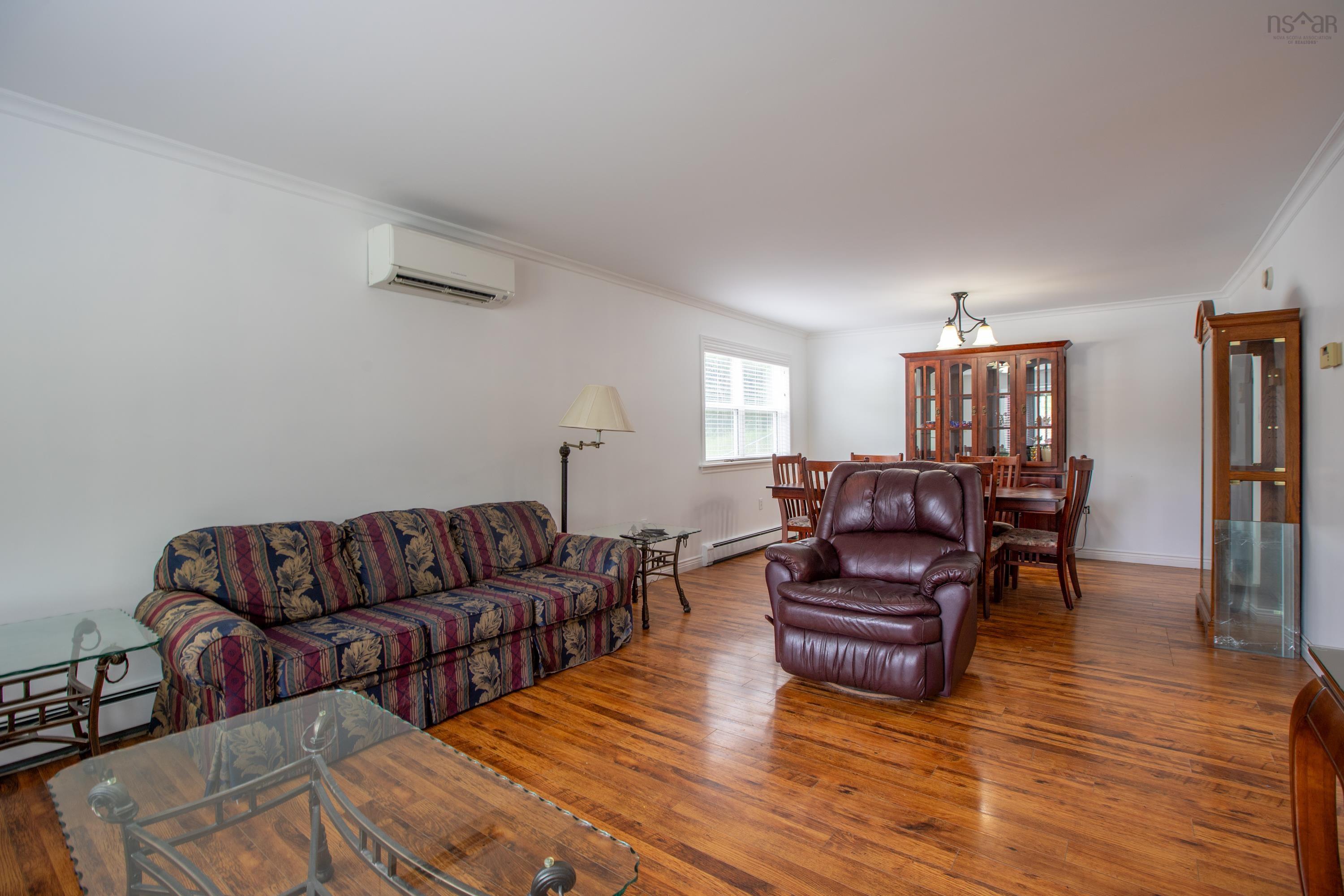 $599,900.00: 18 ROTHWELL, Upper Sackville