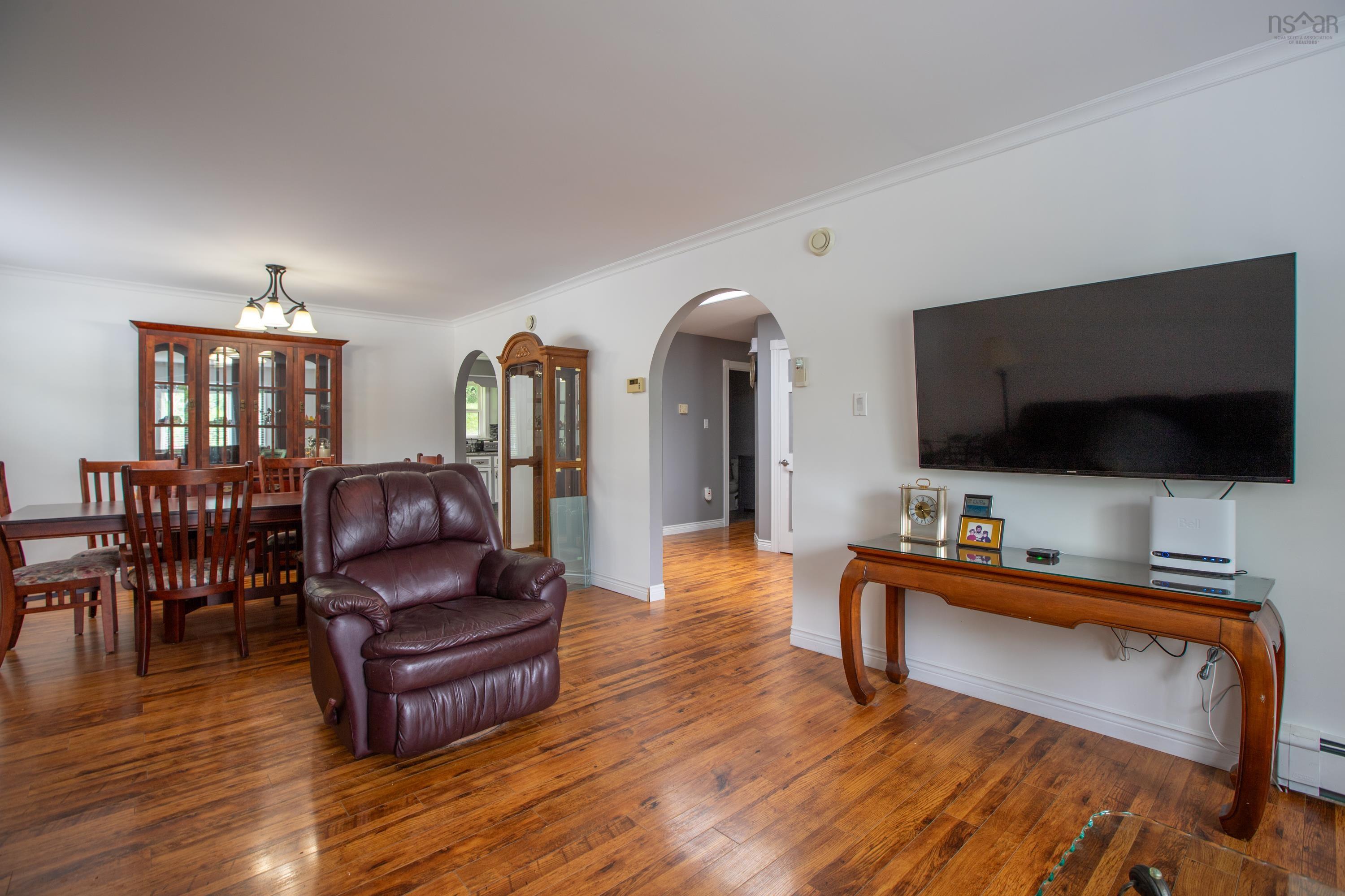 $599,900.00: 18 ROTHWELL, Upper Sackville