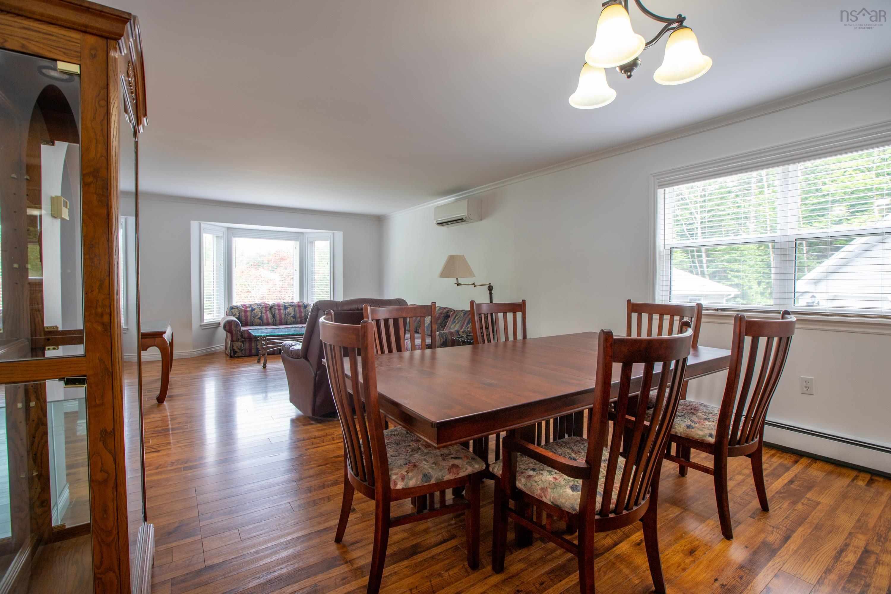 $599,900.00: 18 ROTHWELL, Upper Sackville