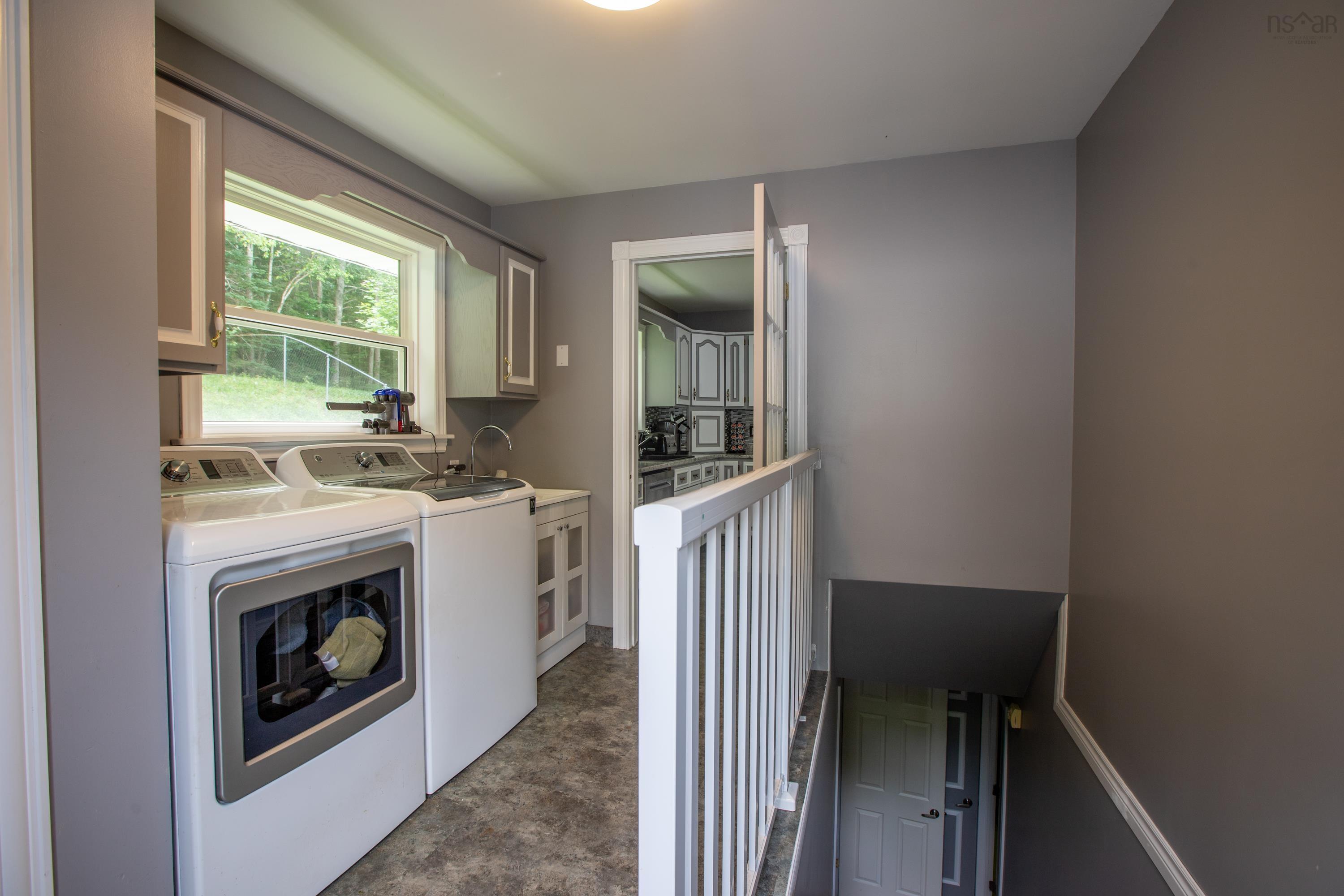 $599,900.00: 18 ROTHWELL, Upper Sackville