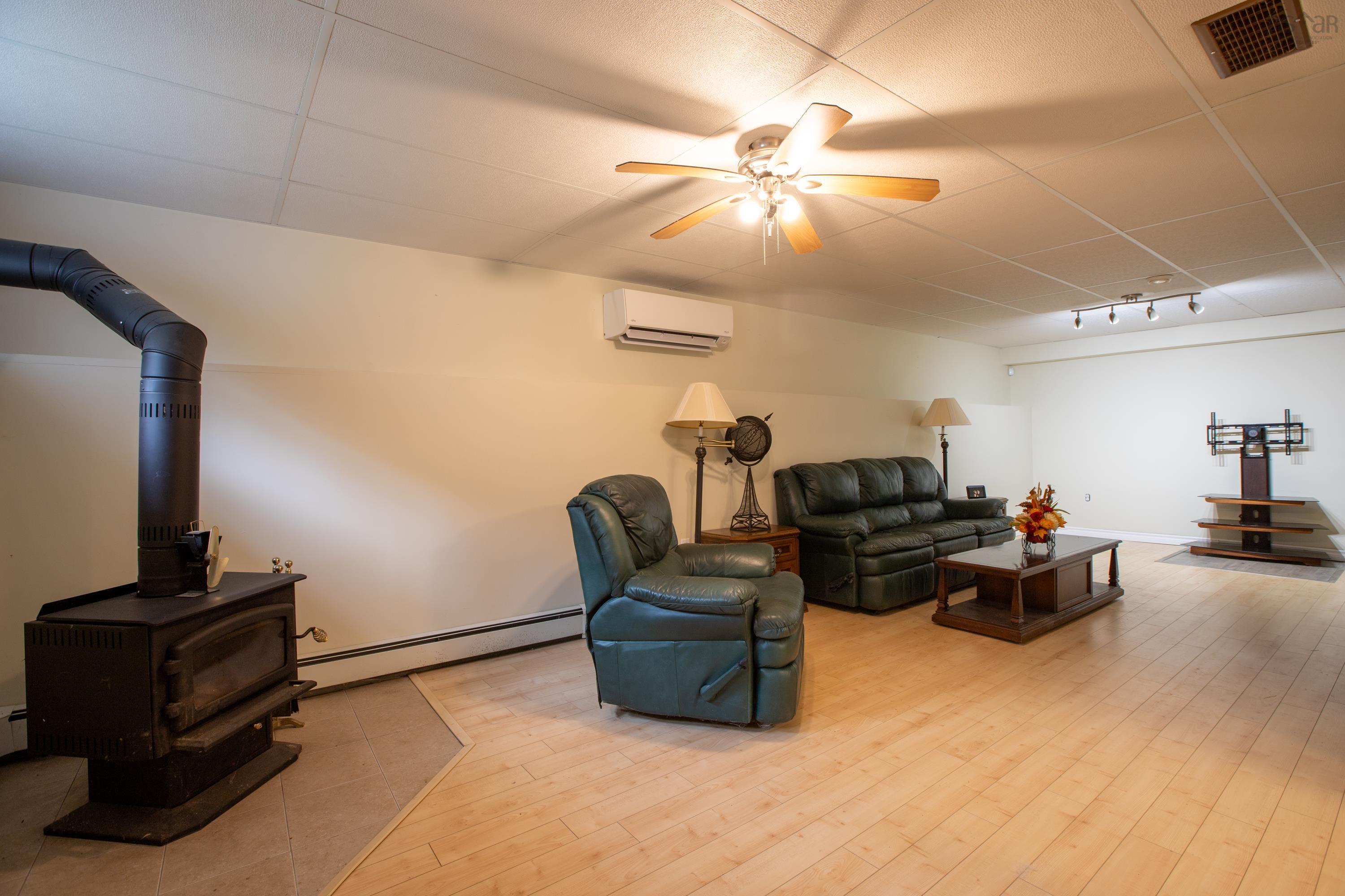 $599,900.00: 18 ROTHWELL, Upper Sackville