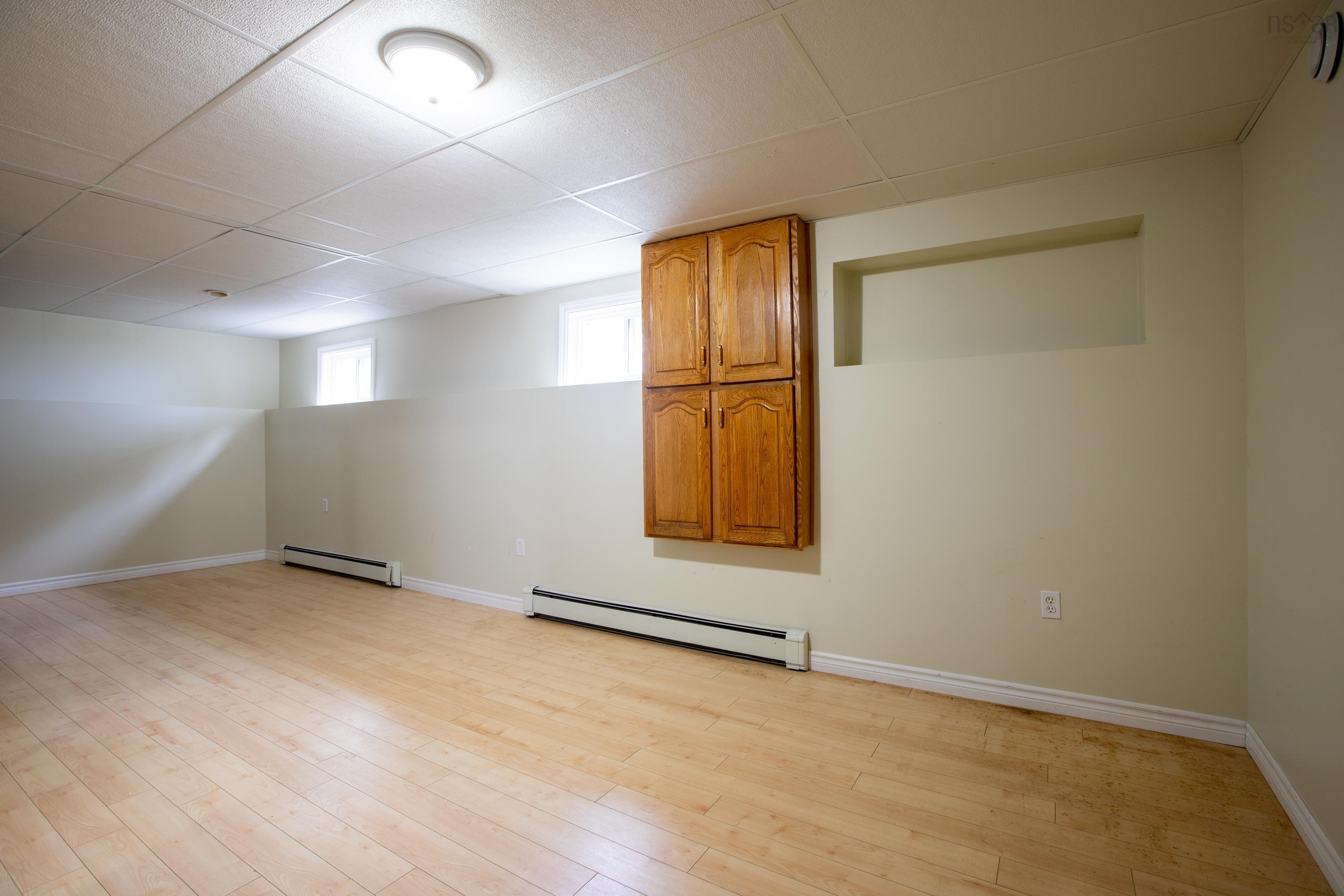 $599,900.00: 18 ROTHWELL, Upper Sackville