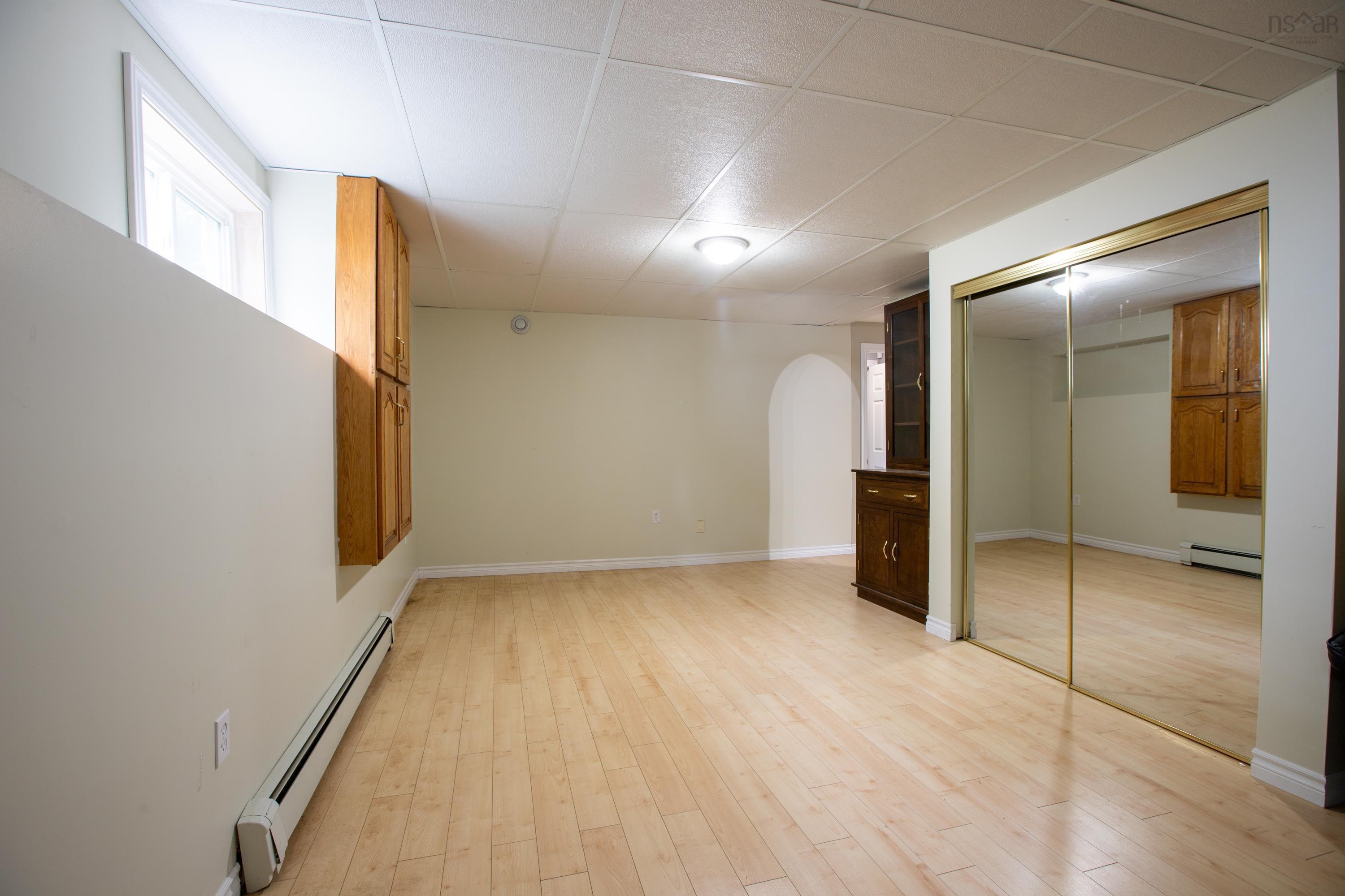 $599,900.00: 18 ROTHWELL, Upper Sackville