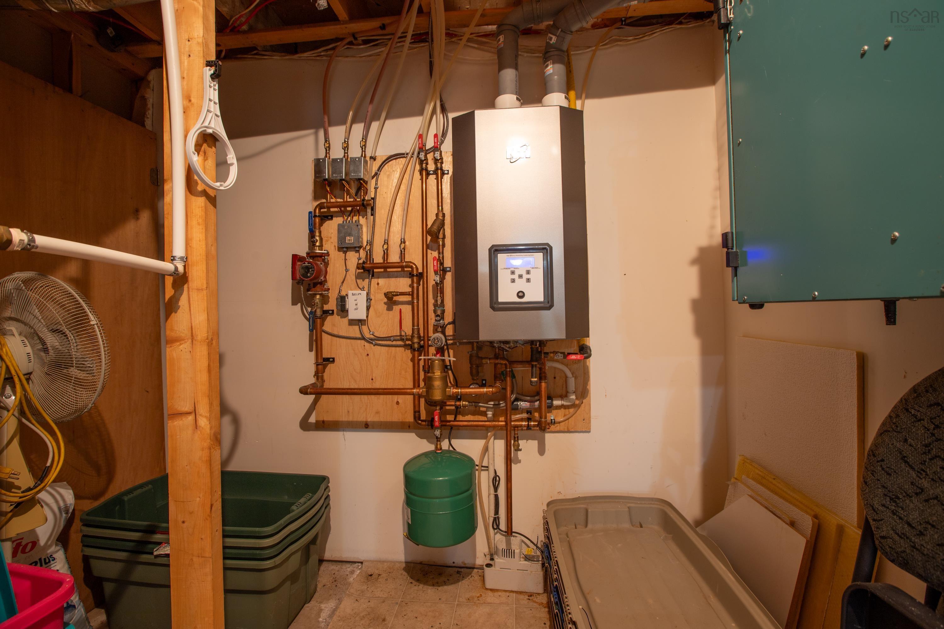 $599,900.00: 18 ROTHWELL, Upper Sackville