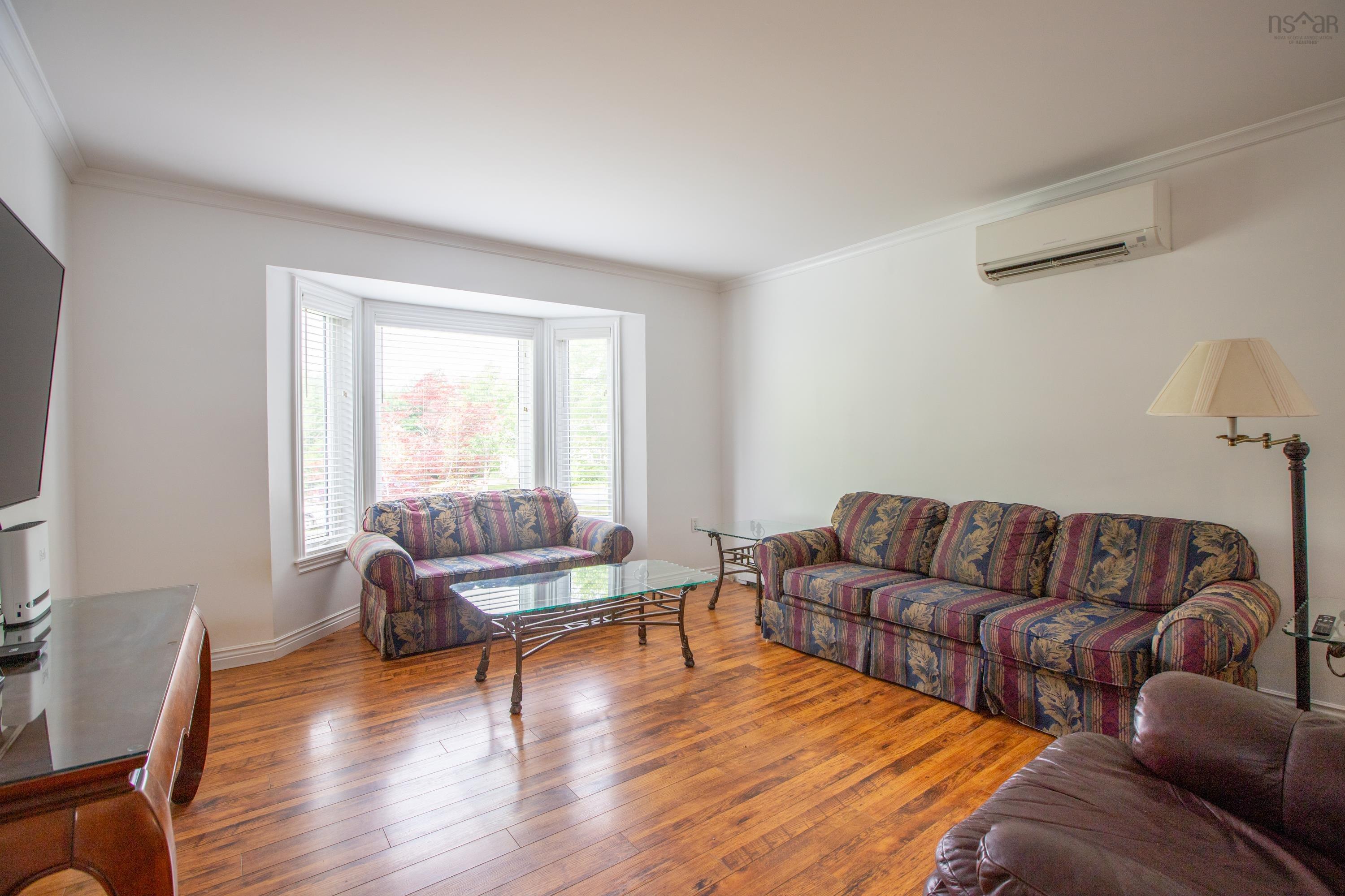 $599,900.00: 18 ROTHWELL, Upper Sackville