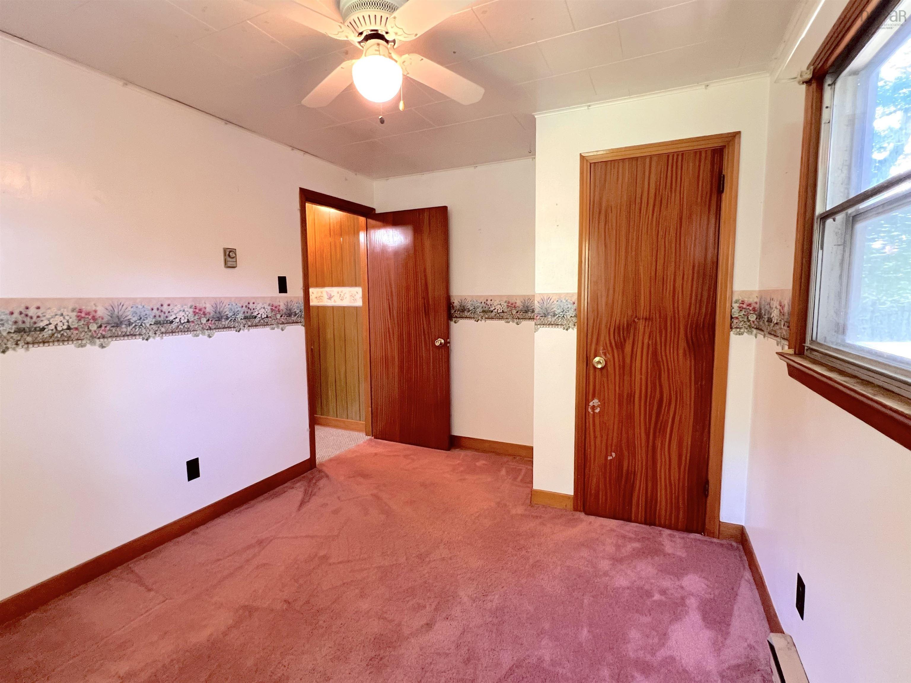 $235,000.00: 190 Mowatt Street, Shelburne