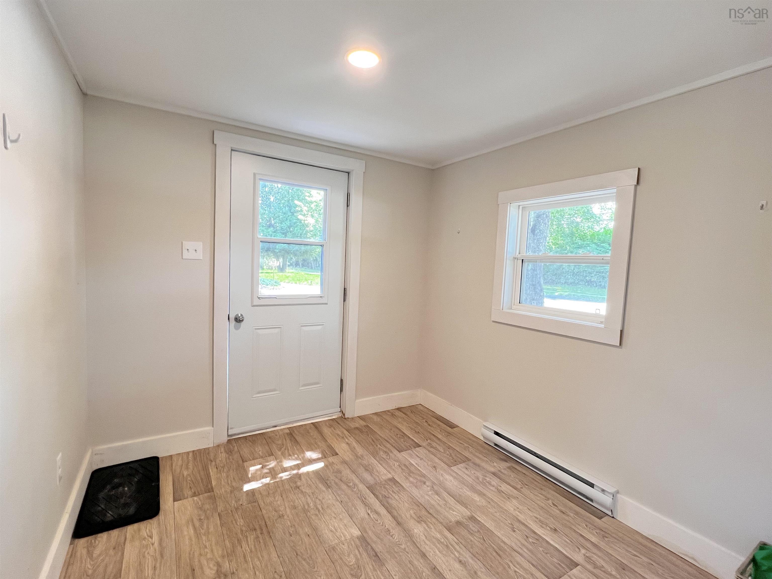 $235,000.00: 190 Mowatt Street, Shelburne