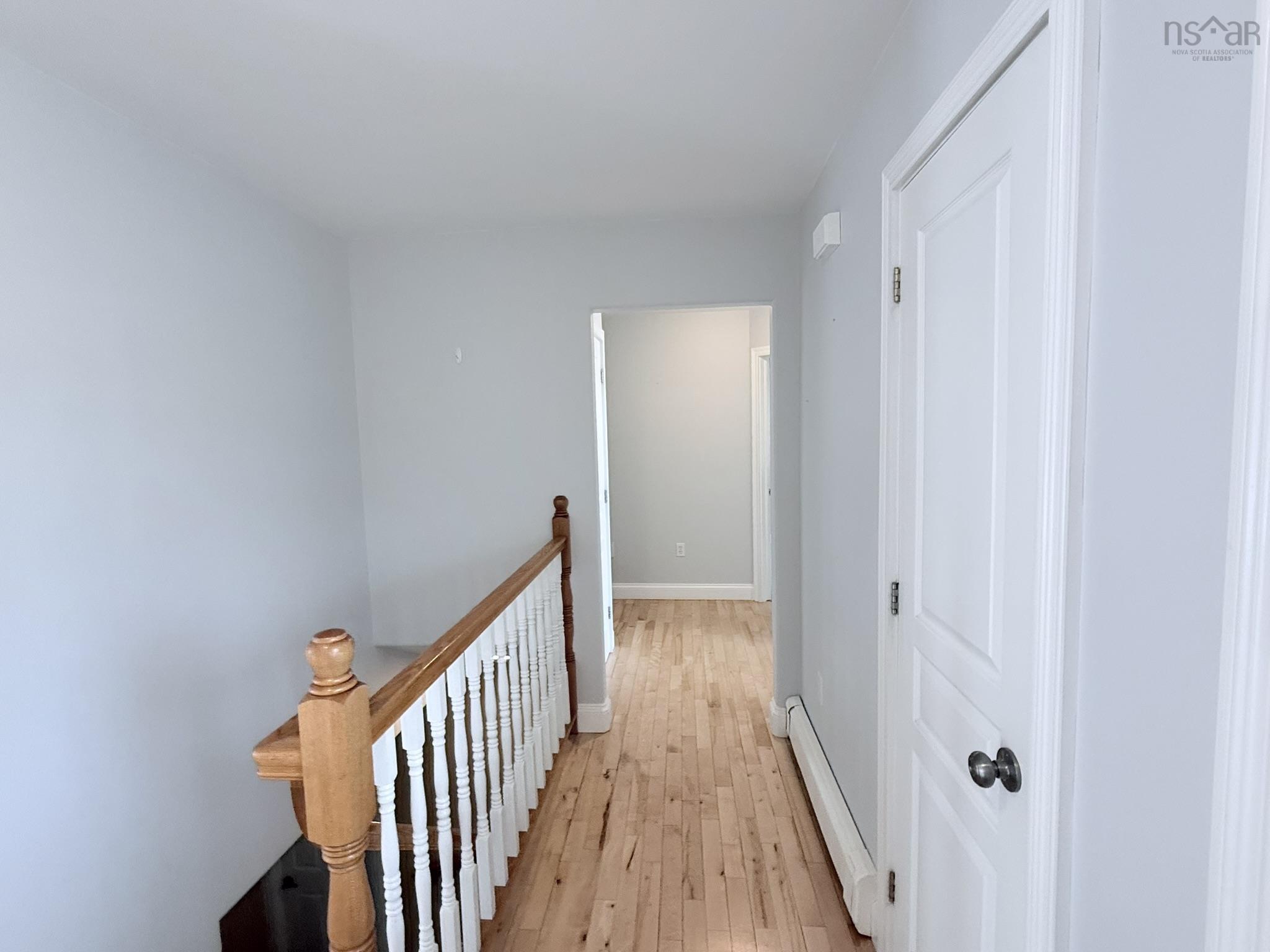 $575,000.00: 23 SILVERWOOD Drive, Valley