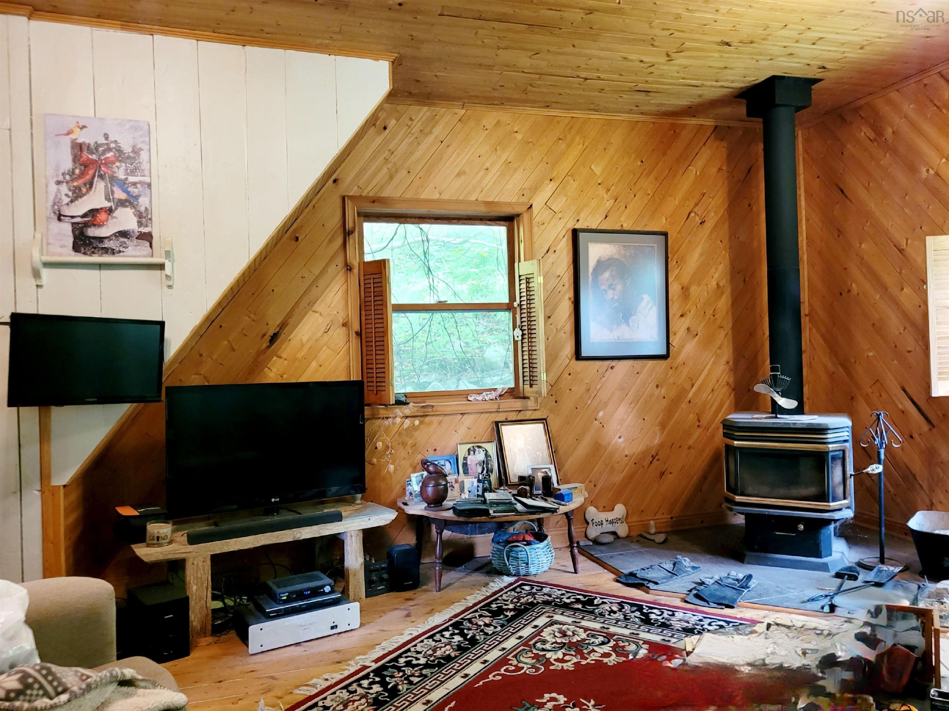 $429,000.00: 221 Highway 8, Milton