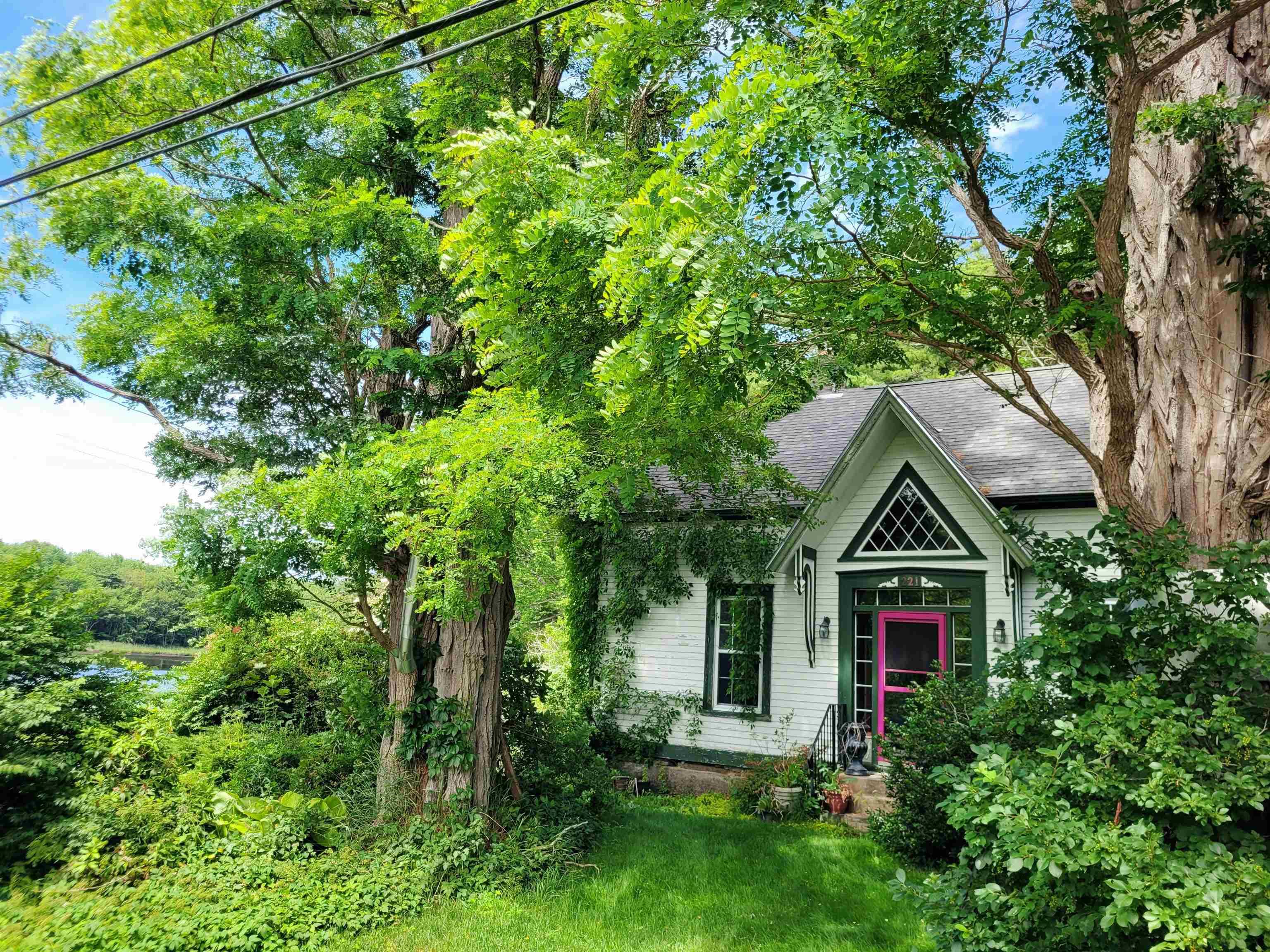 $429,000.00: 221 Highway 8, Milton