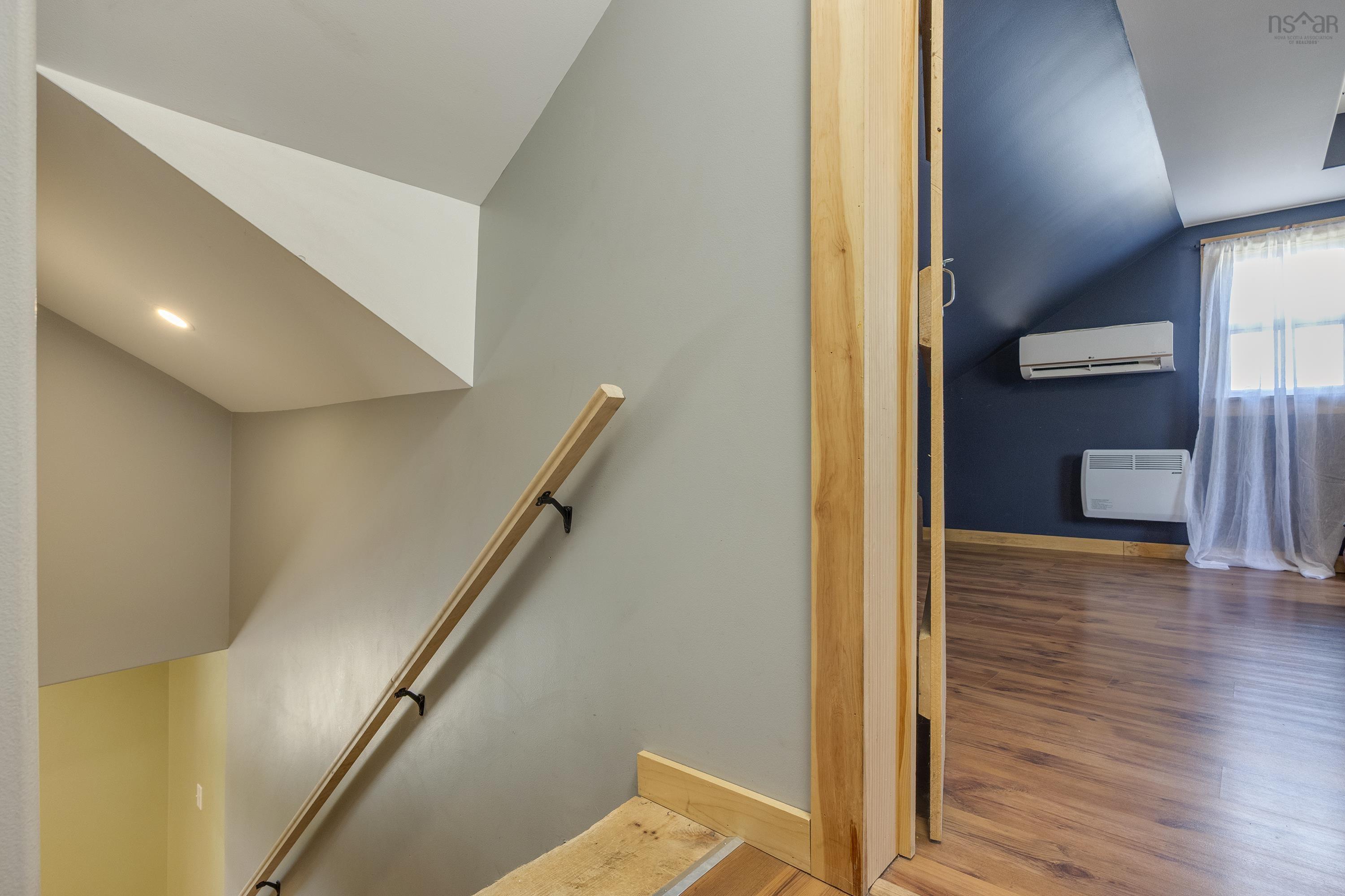 $240,000.00: 1718 Bloomington Road, Bloomington