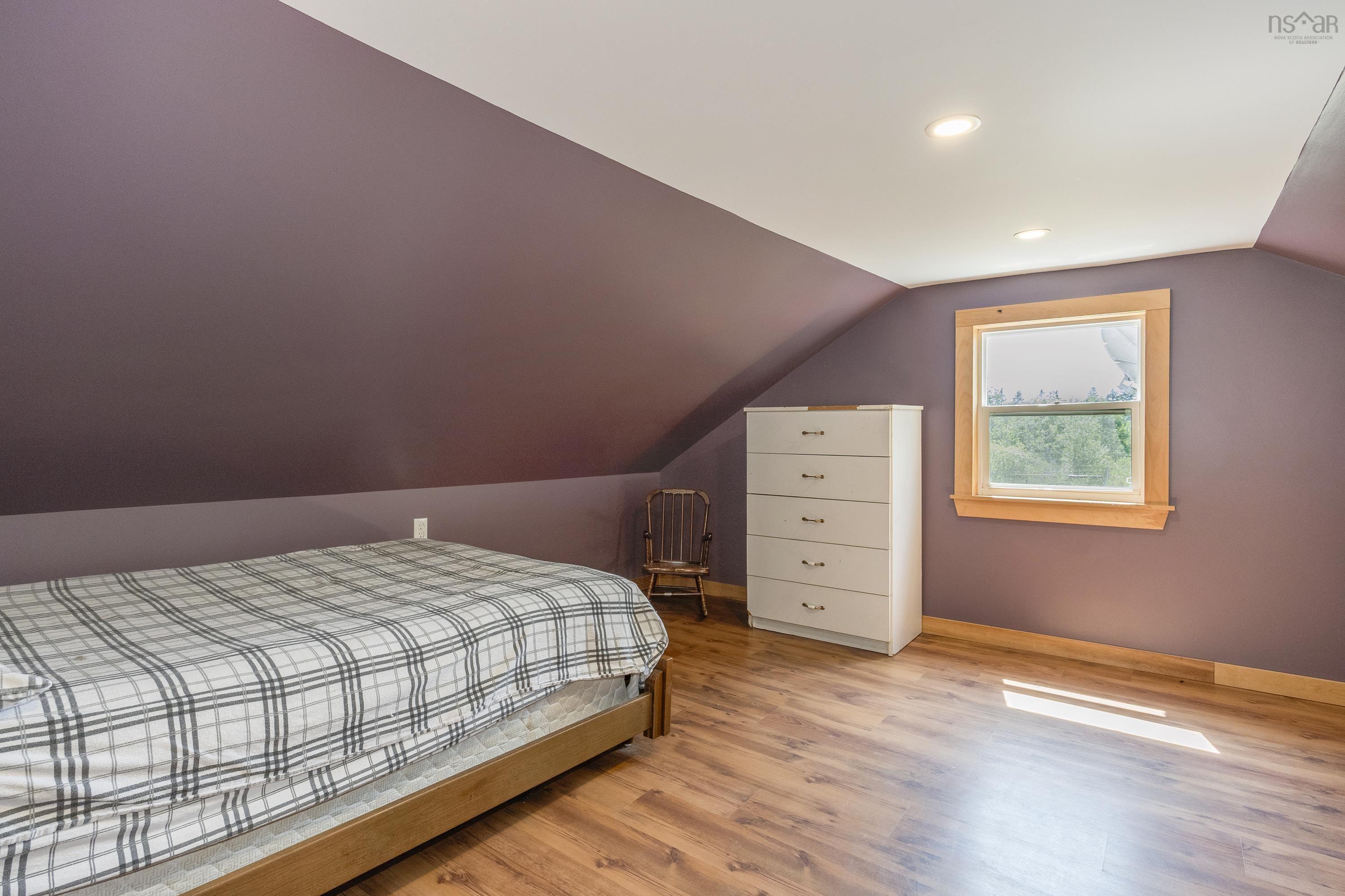 $240,000.00: 1718 Bloomington Road, Bloomington