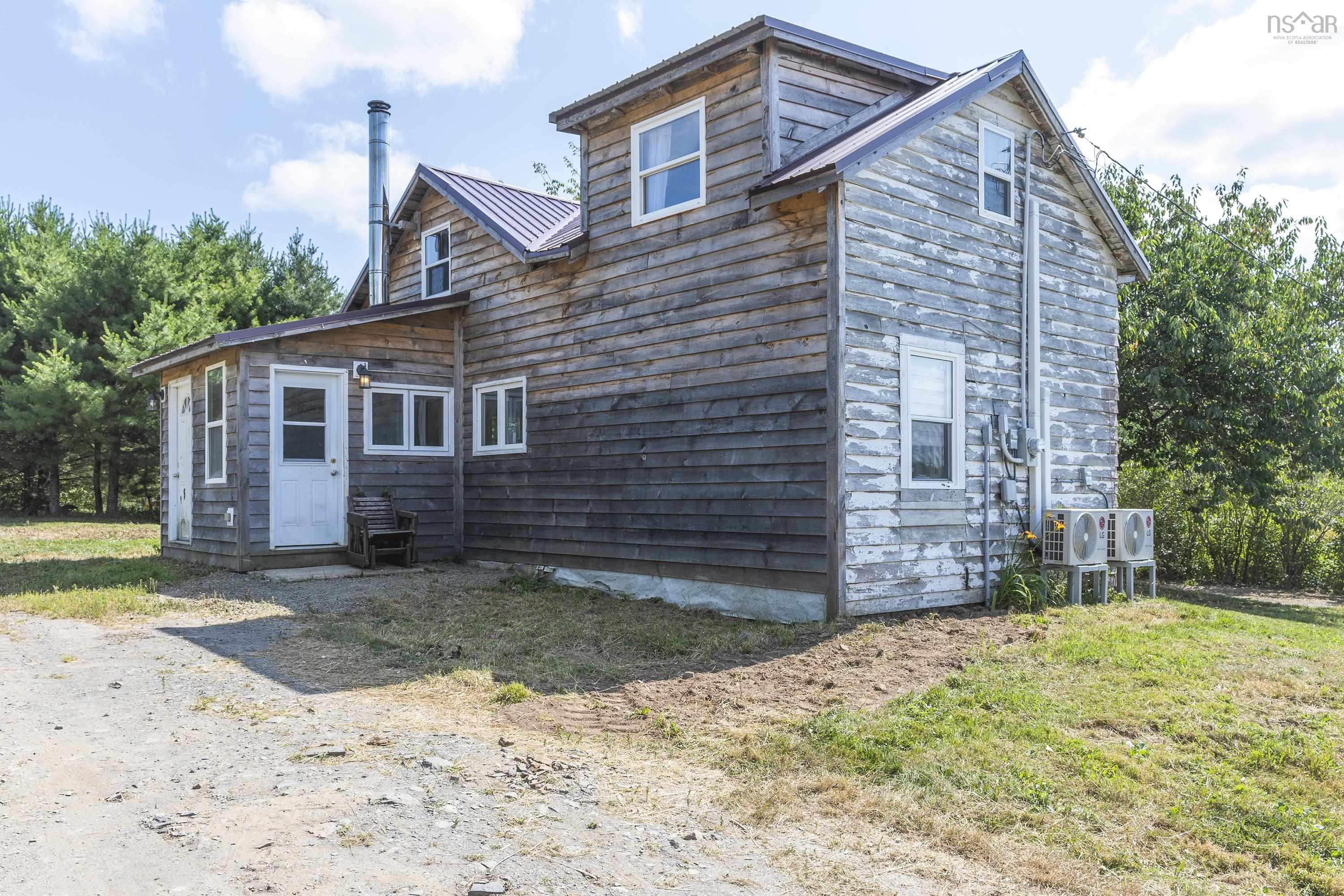 $240,000.00: 1718 Bloomington Road, Bloomington