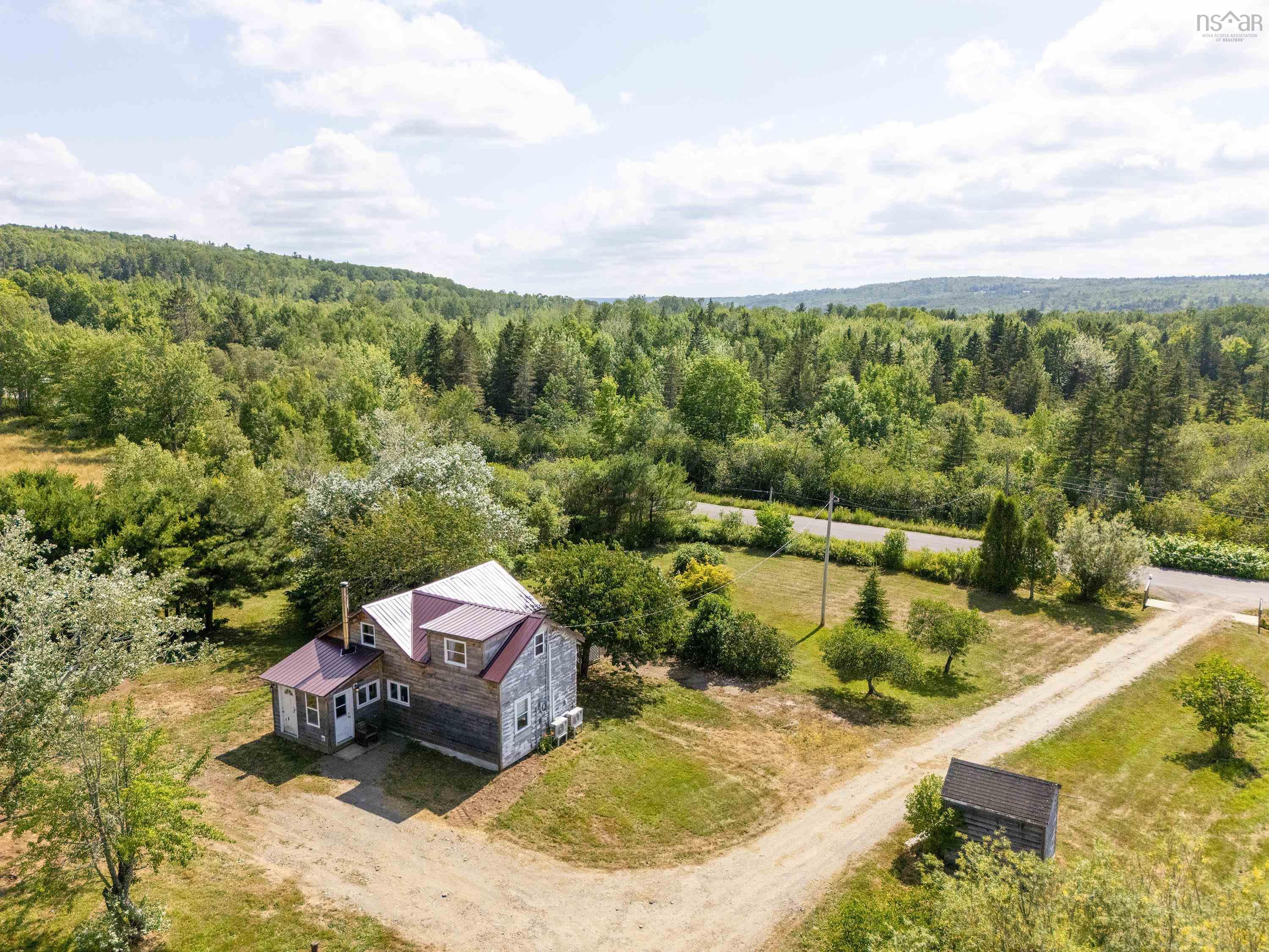 $240,000.00: 1718 Bloomington Road, Bloomington