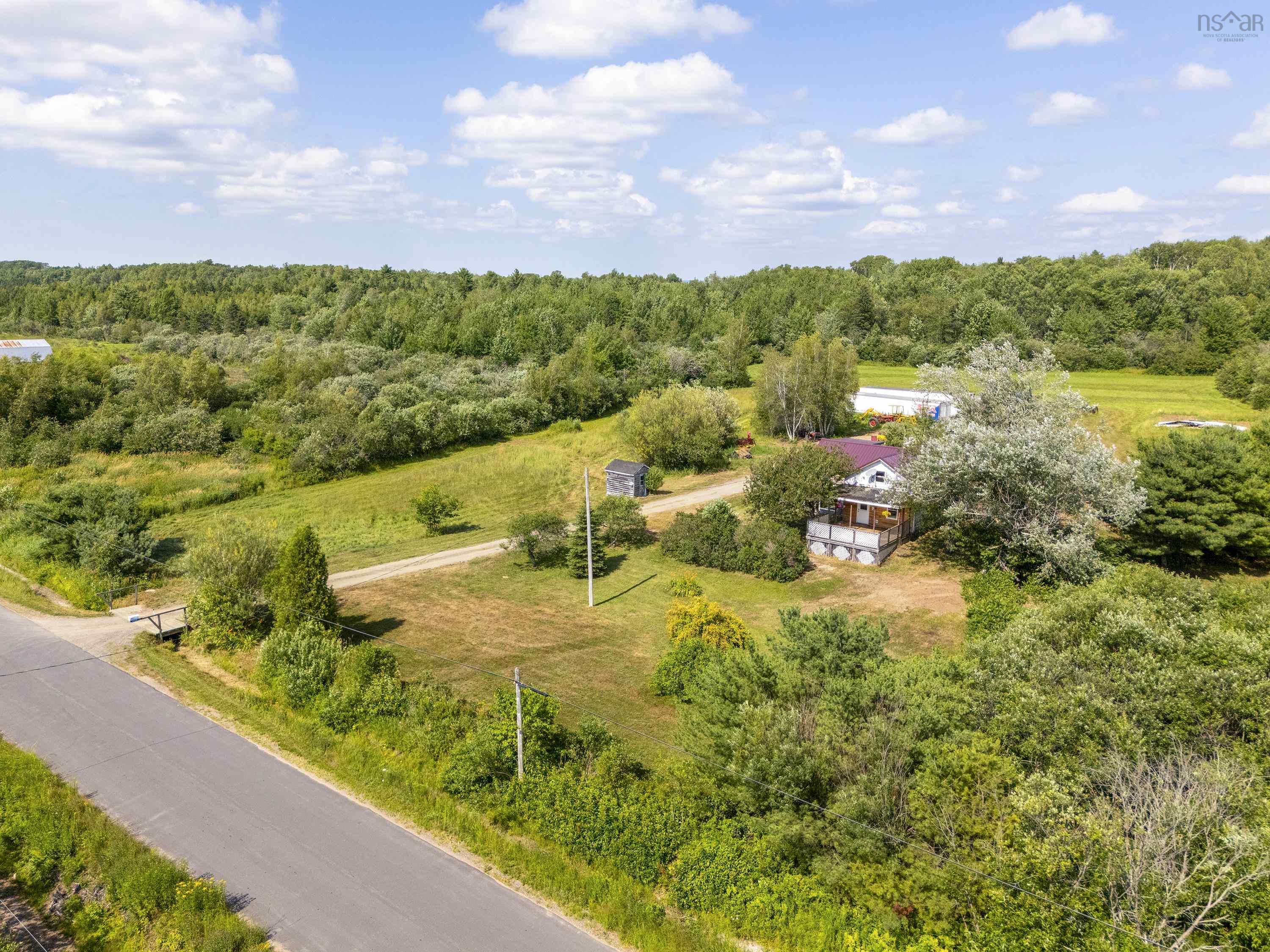 $240,000.00: 1718 Bloomington Road, Bloomington