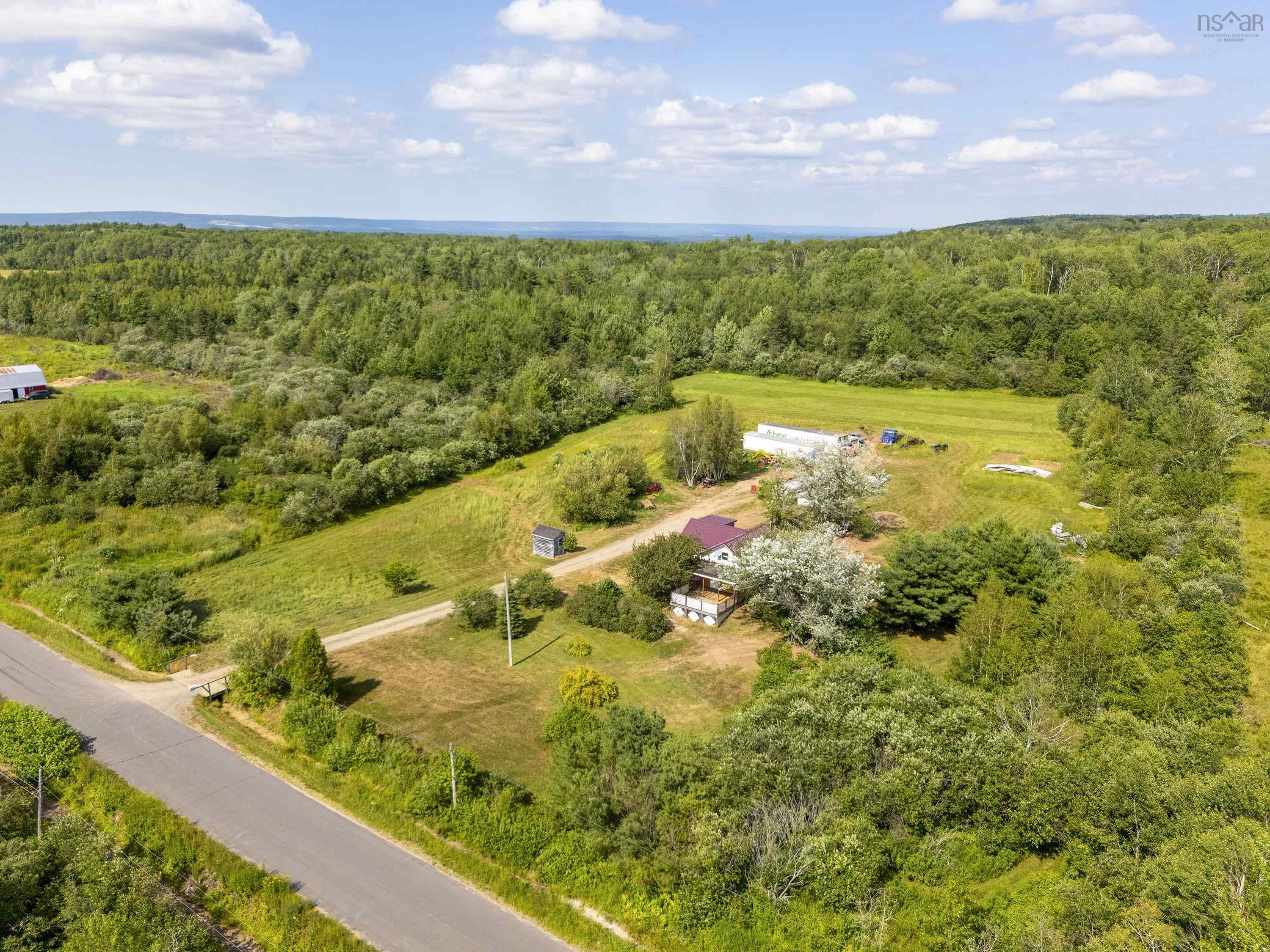 $240,000.00: 1718 Bloomington Road, Bloomington