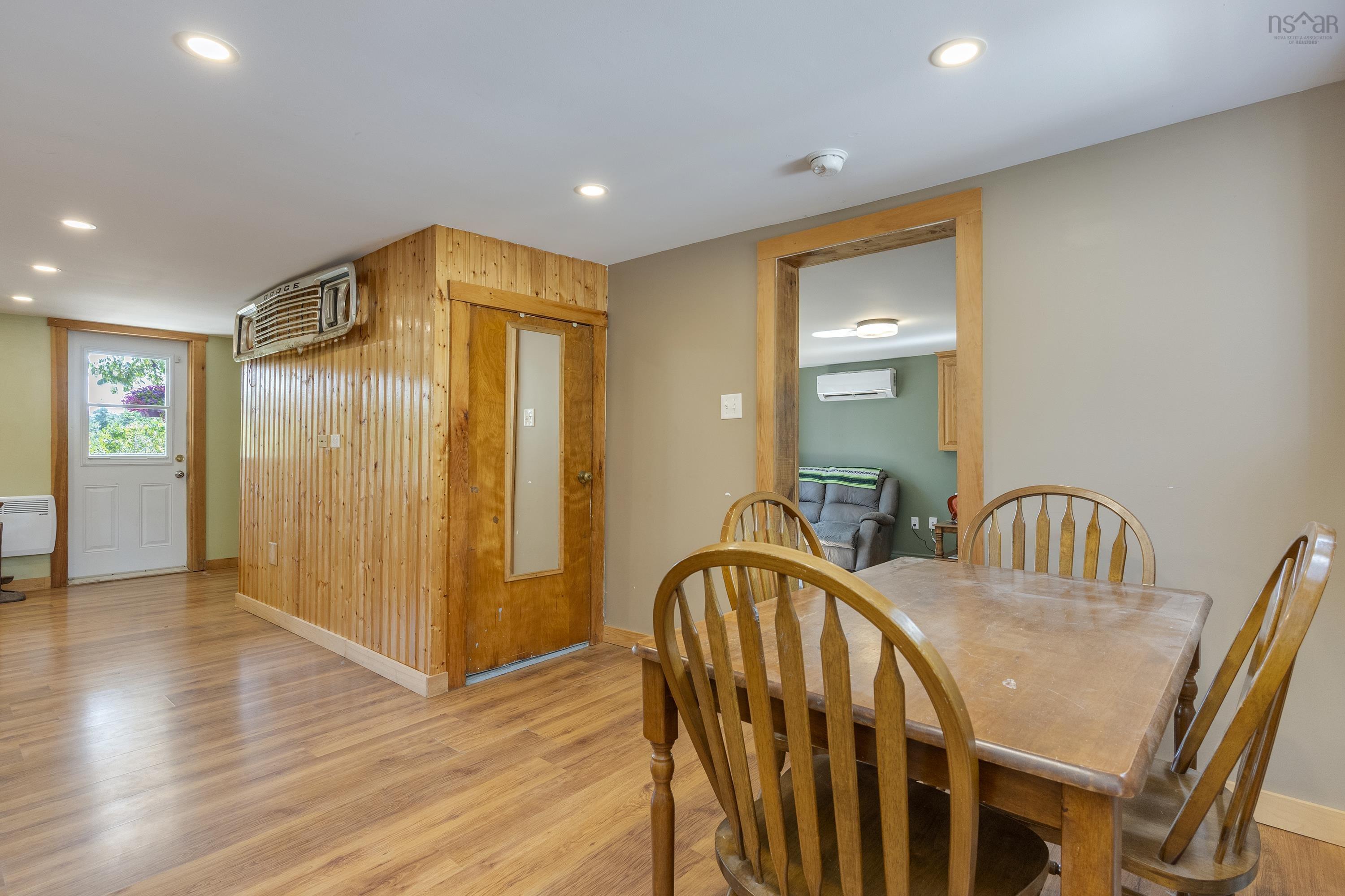 $240,000.00: 1718 Bloomington Road, Bloomington