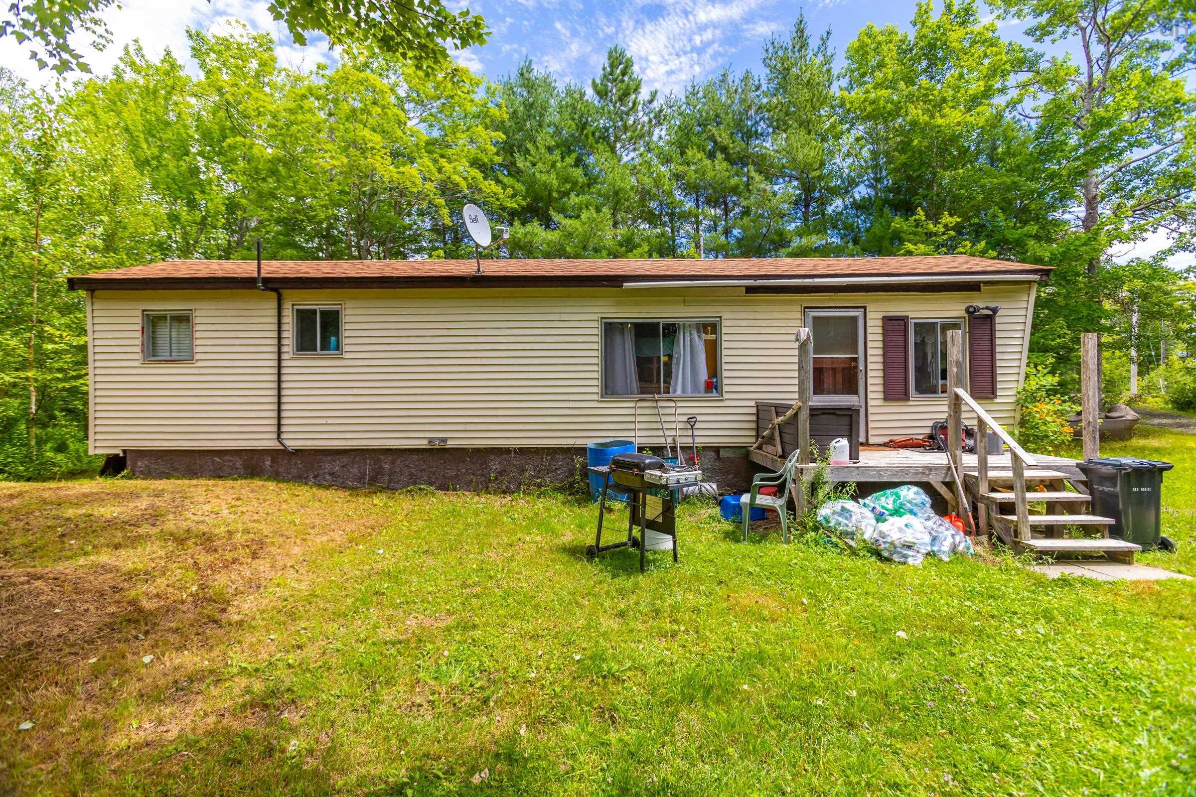 $85,000.00: 6471 Highway 8, Graywood