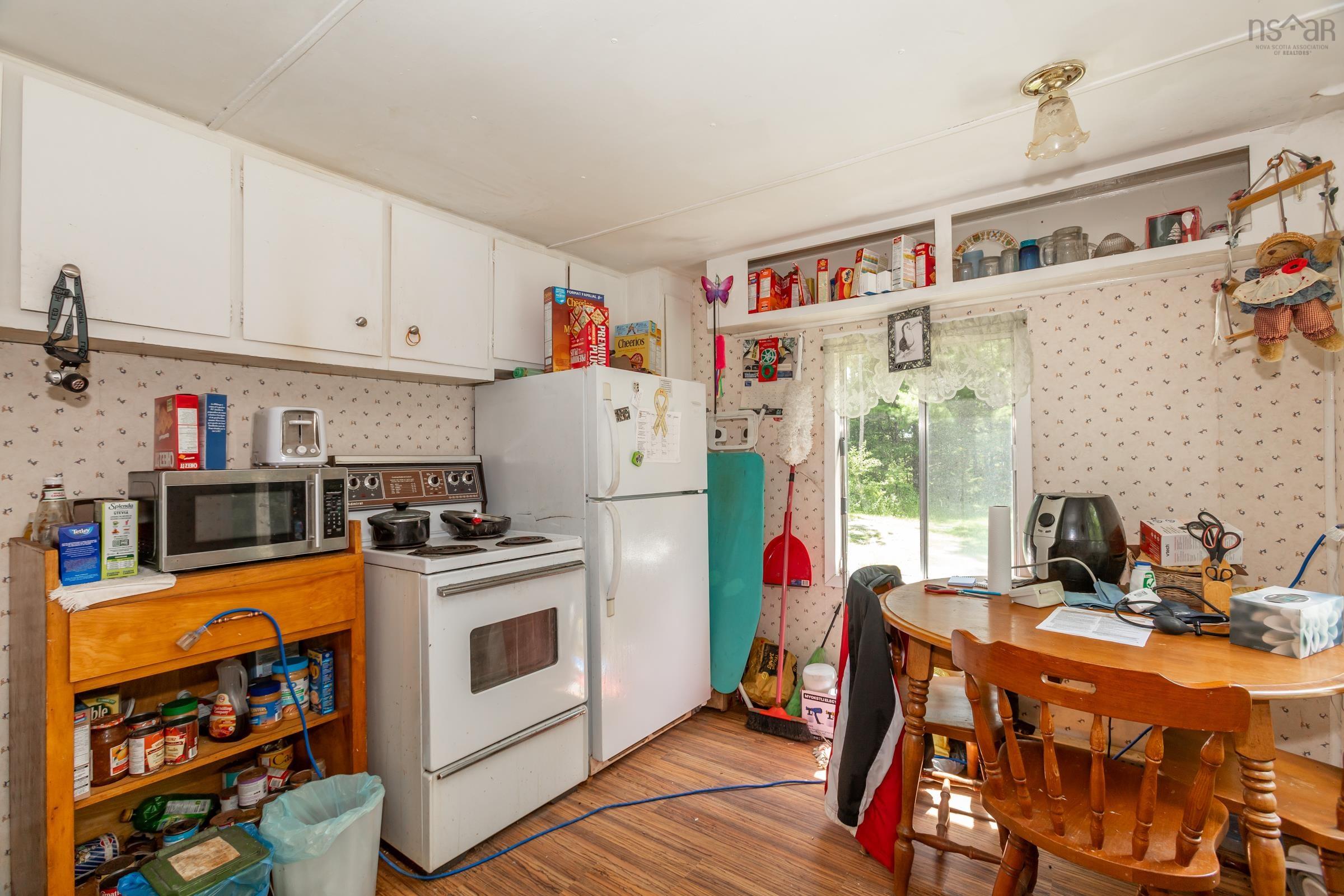 $85,000.00: 6471 Highway 8, Graywood