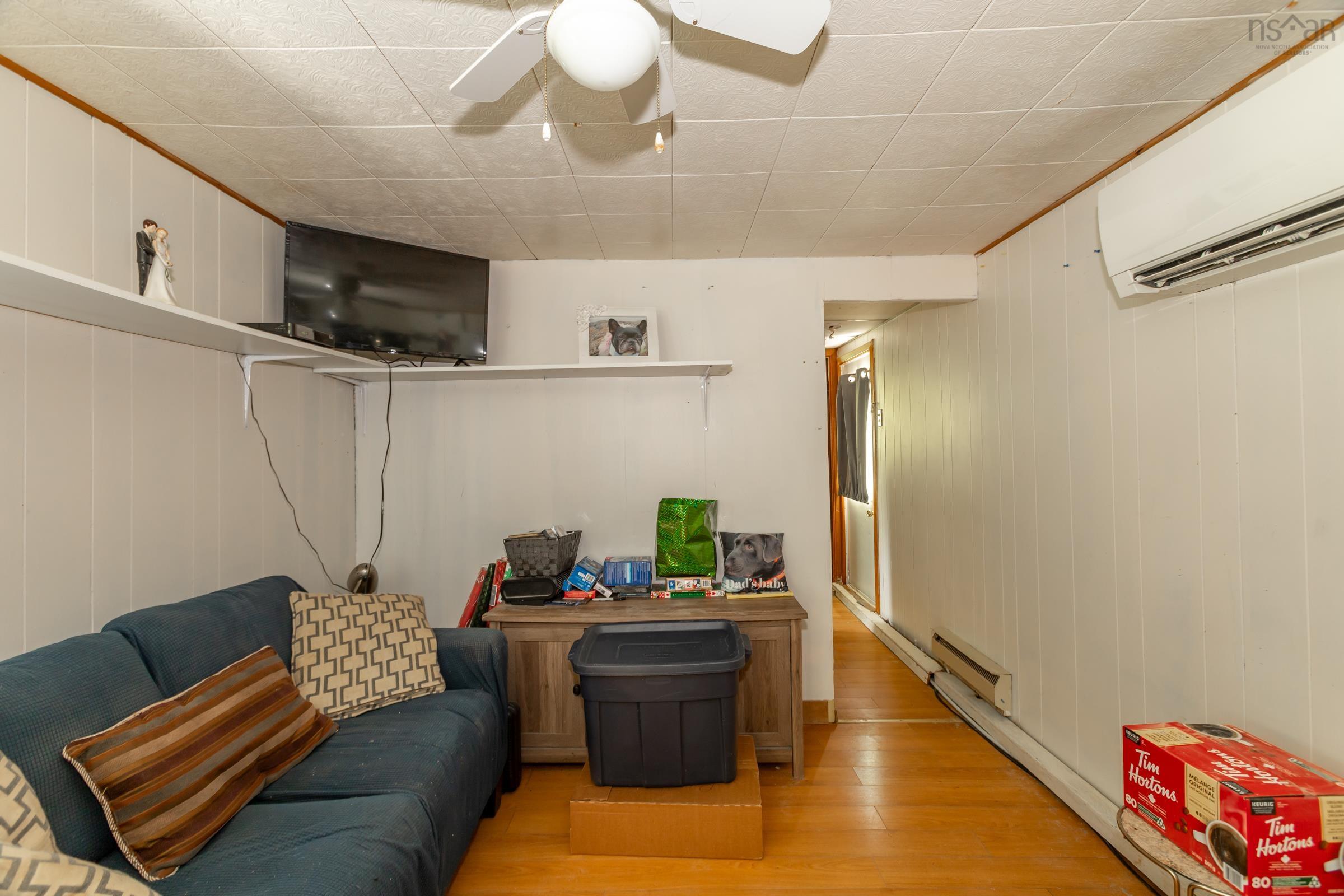 $85,000.00: 6471 Highway 8, Graywood