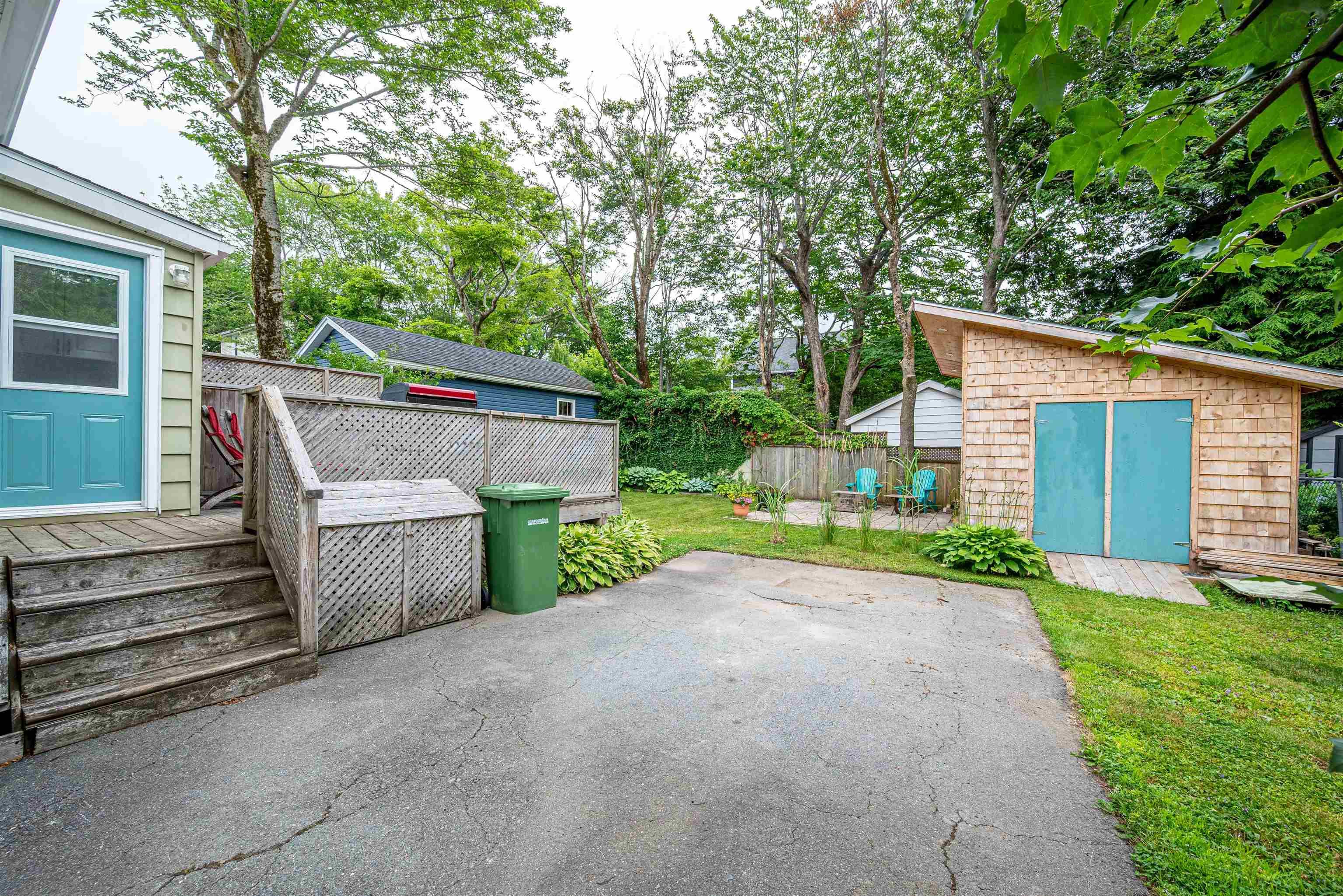 $499,000.00: 32 Forest Hill Drive, Halifax