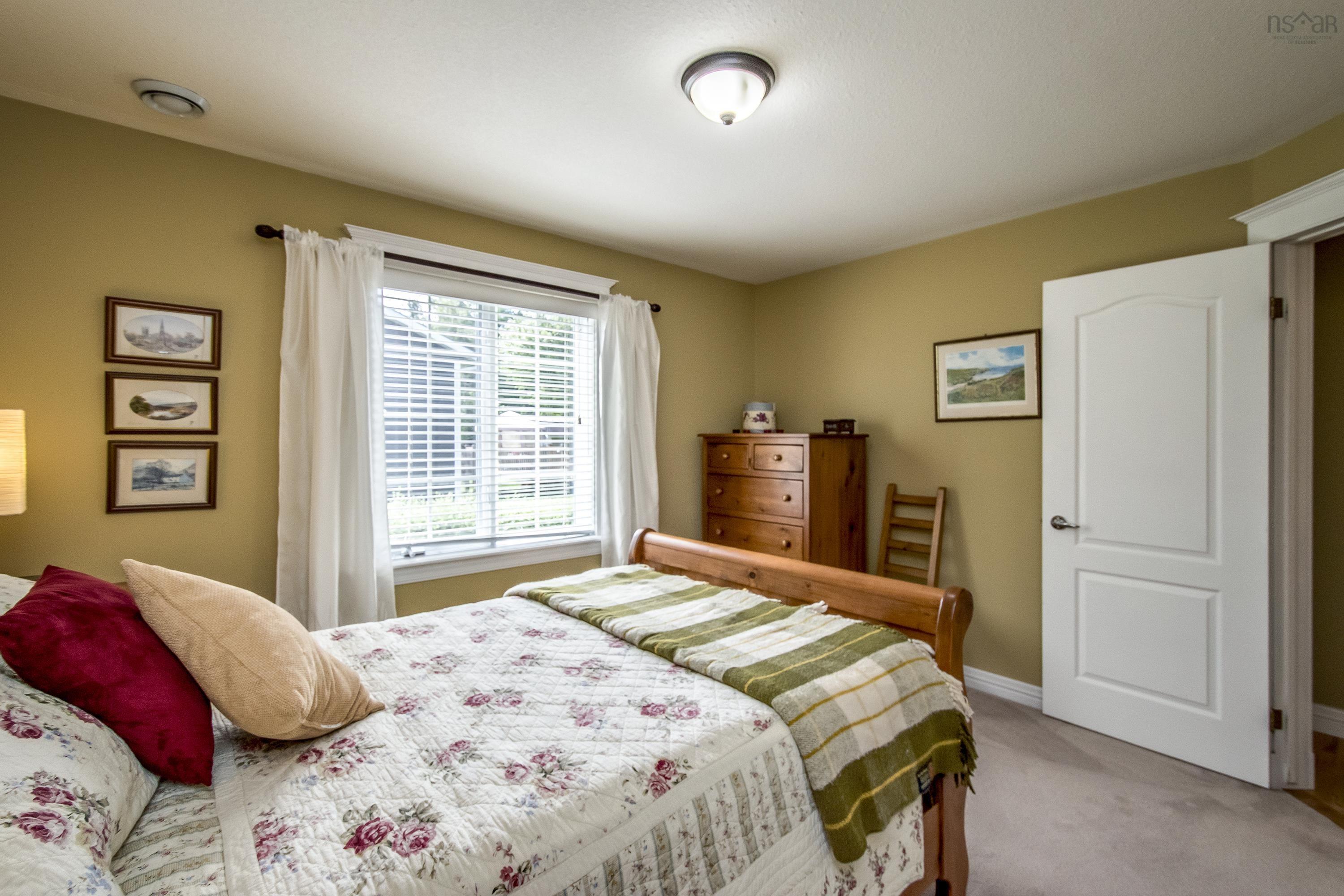 $495,000.00: 4 Robie Avenue, Greenwood